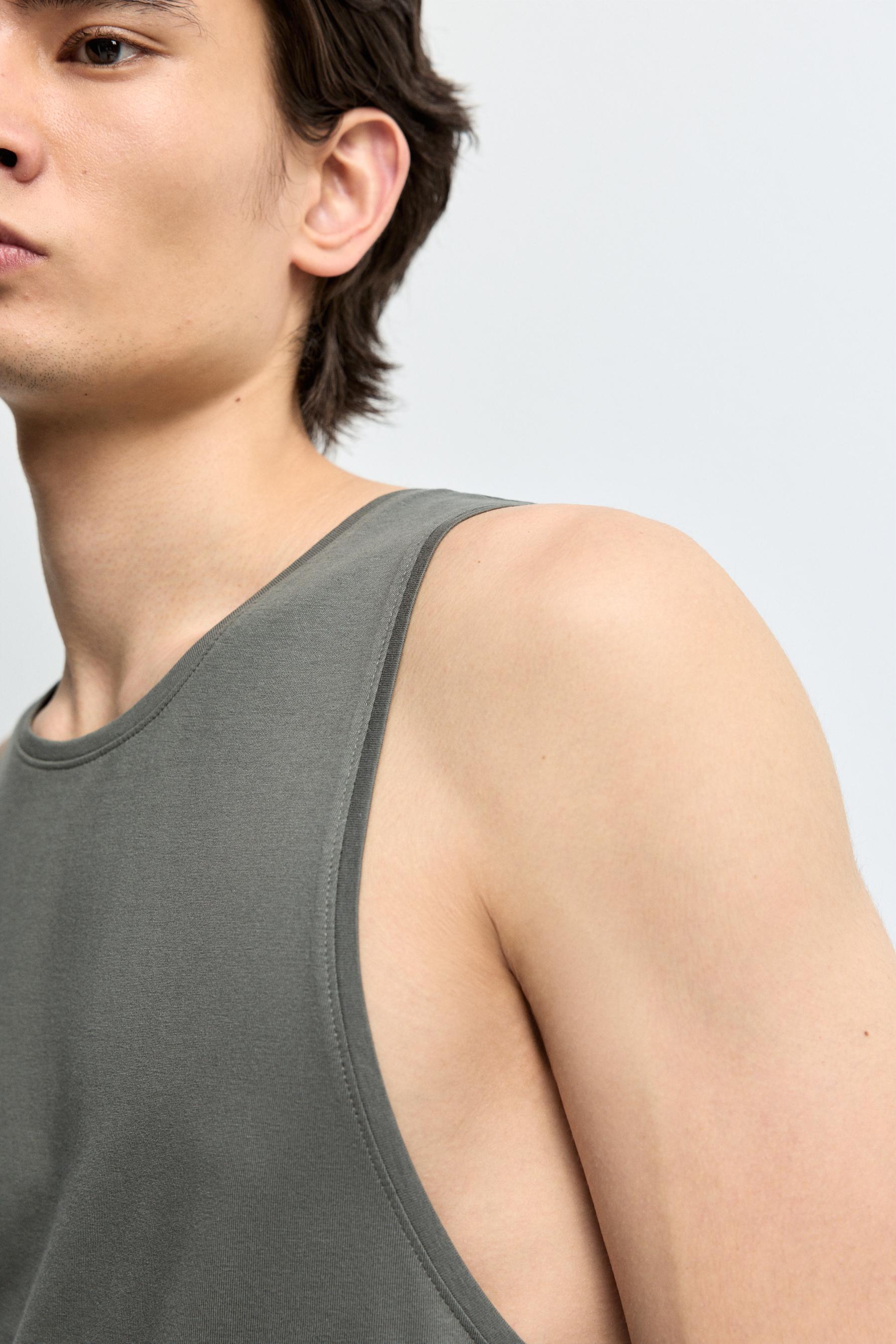 Basic tank top — GREEN