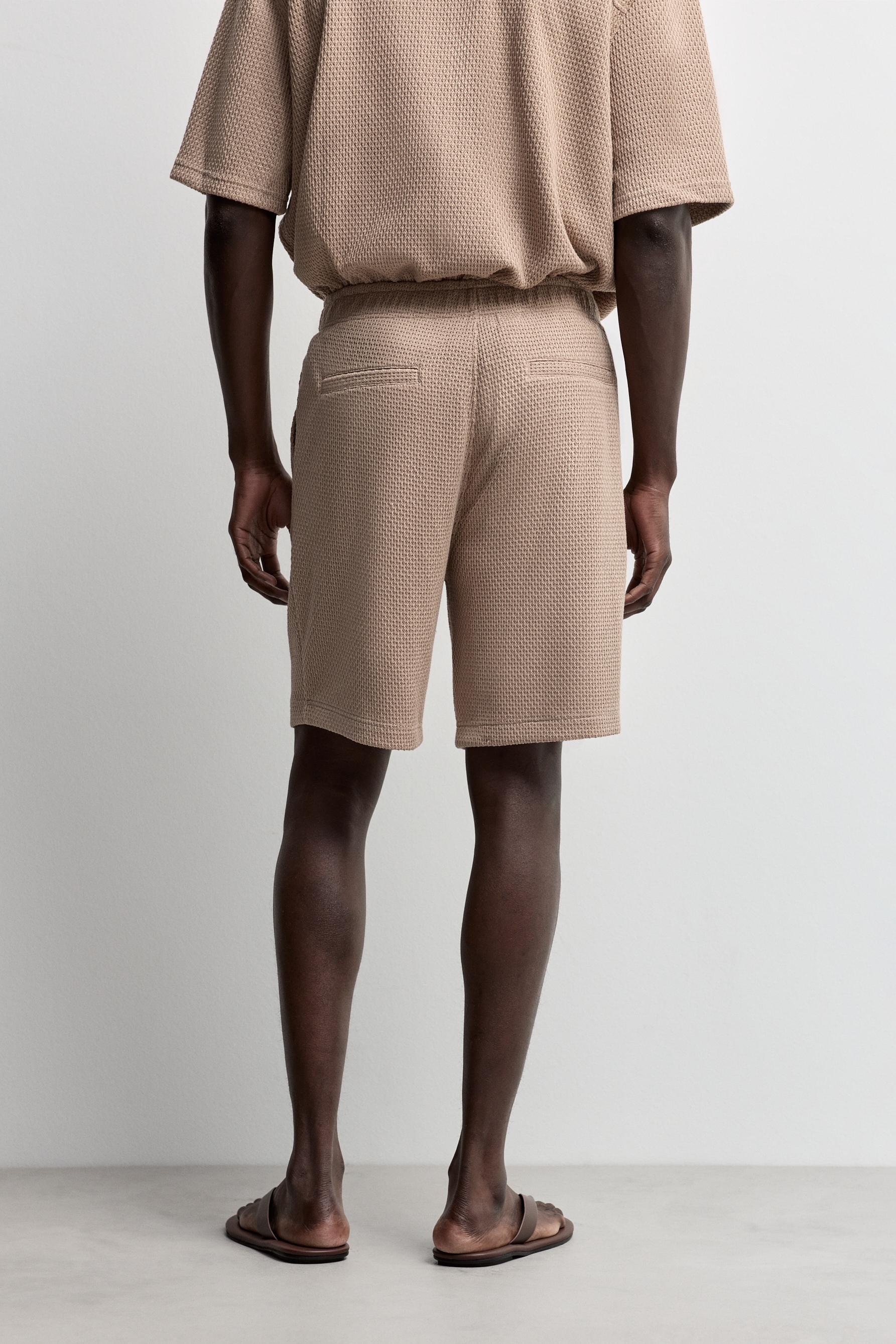 Waffle-textured Bermuda shorts — YARN