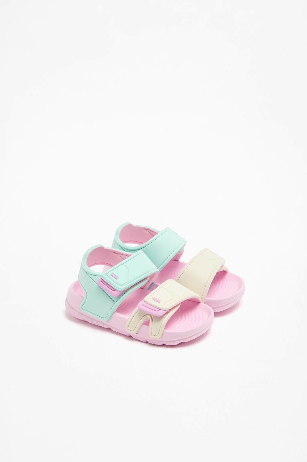 Pool sandals