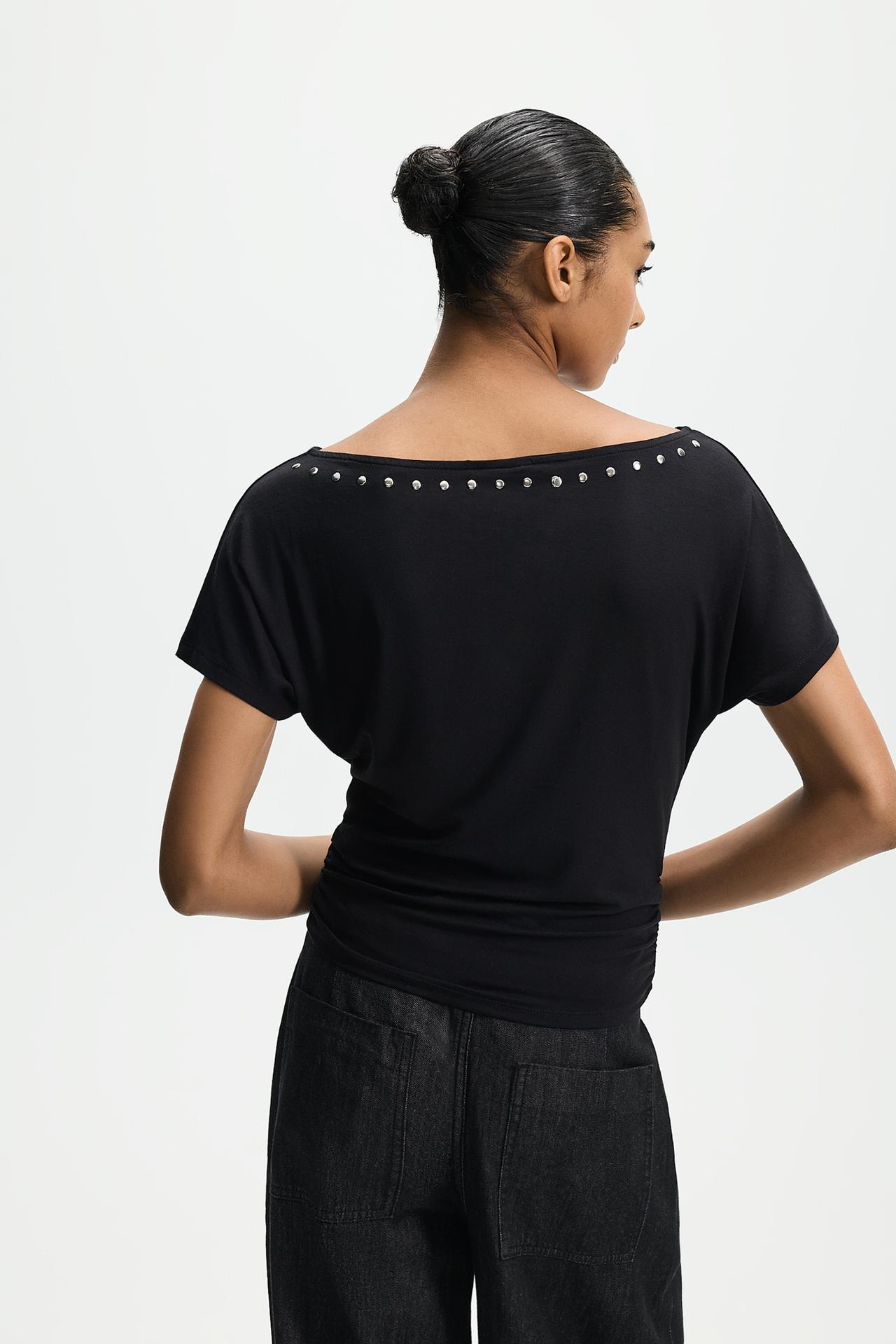 Studded T-shirt — BLACK