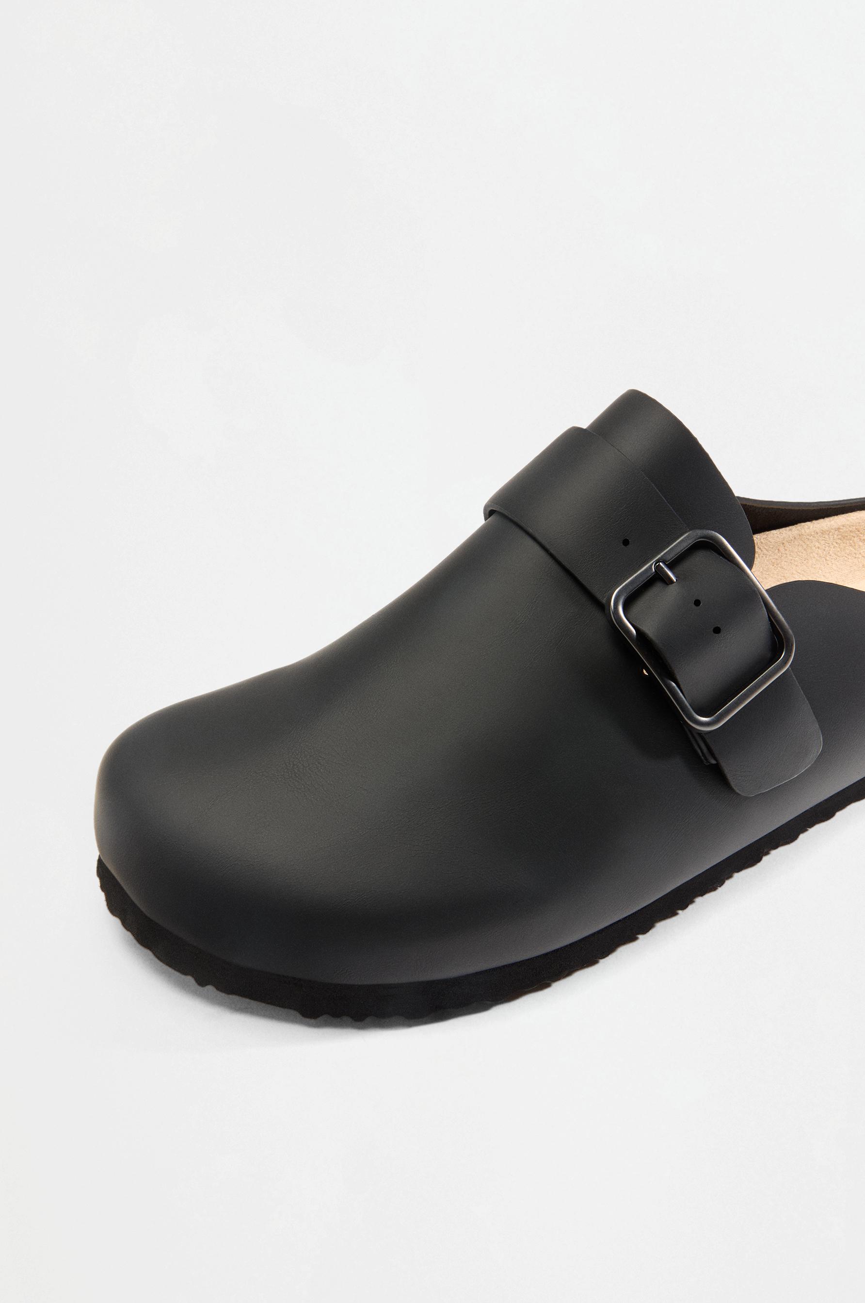 Buckle Edition Clogs — BLACK