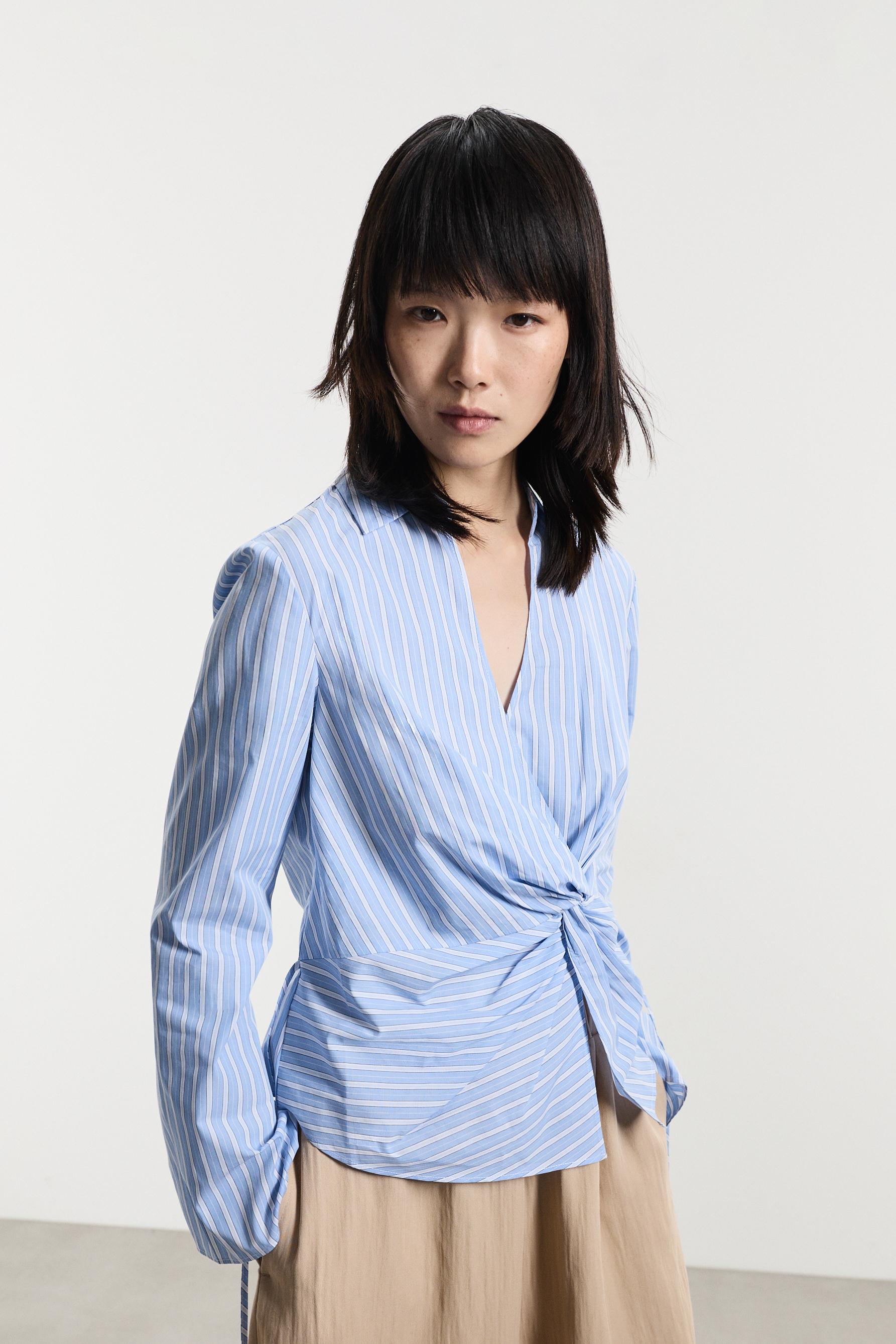 Knotted shirt — BLUE