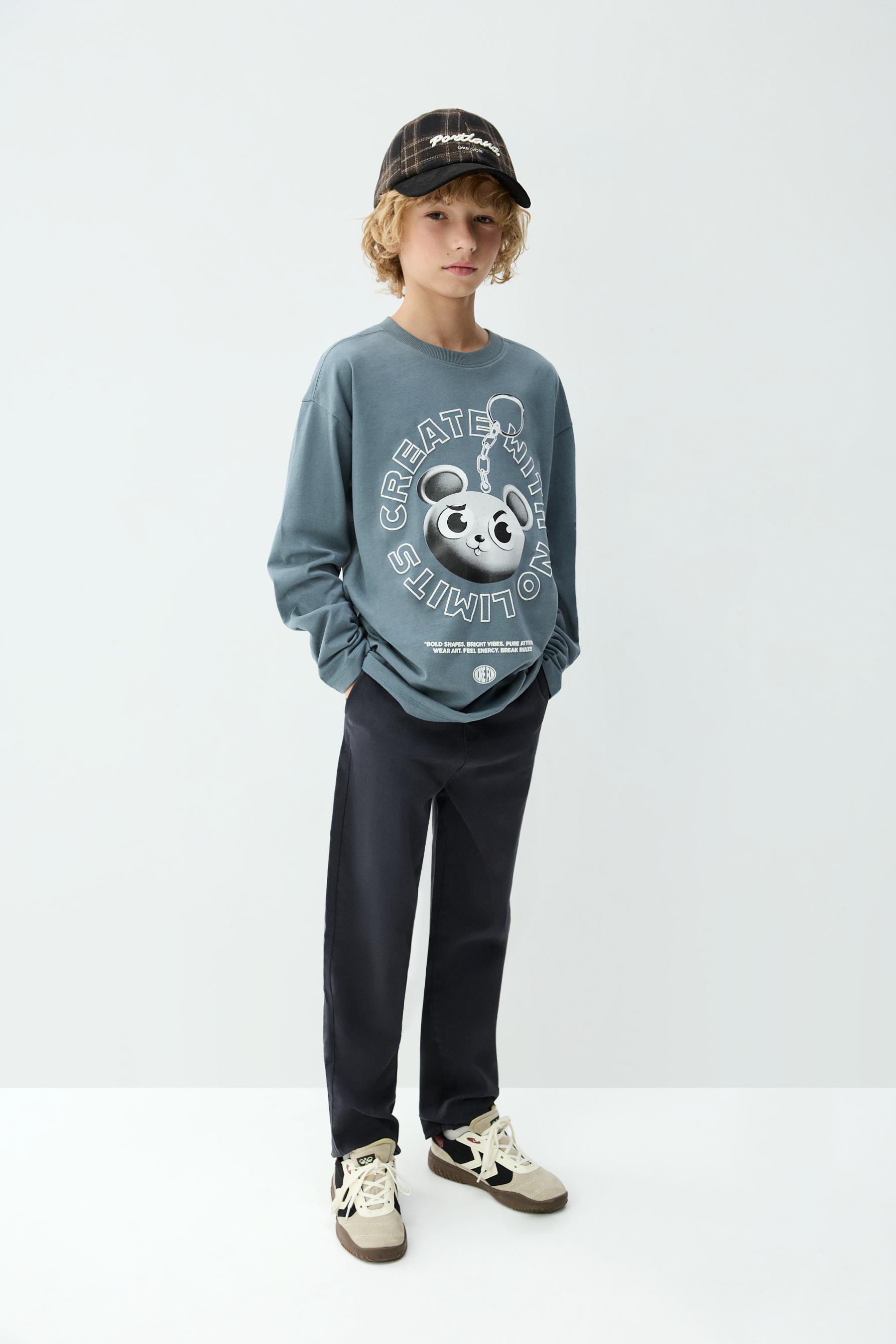 Camiseta estampado engomado