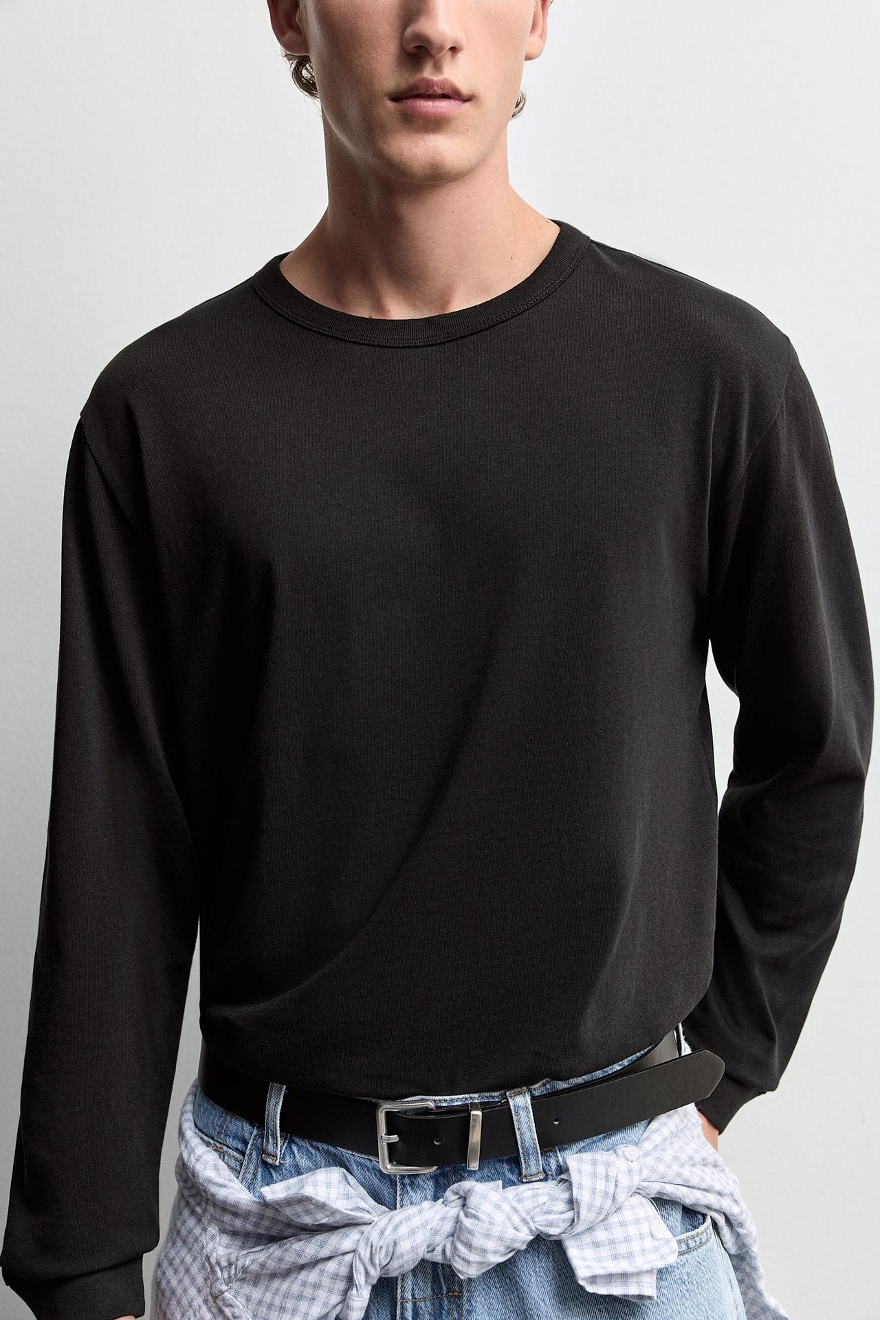 Medium-weight jersey long sleeve T-shirt — BLACK