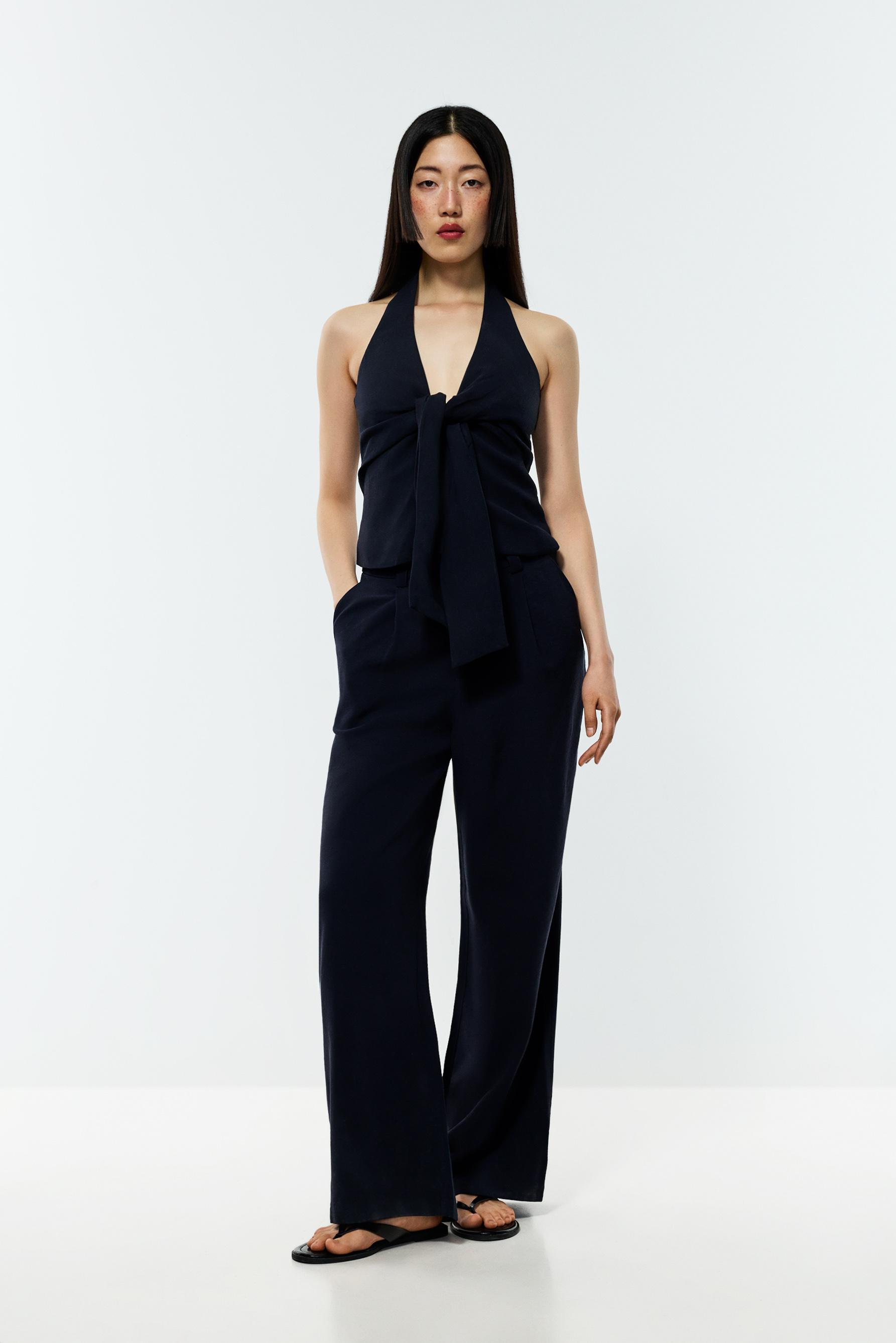 Halter top with front knot — NAVY BLUE