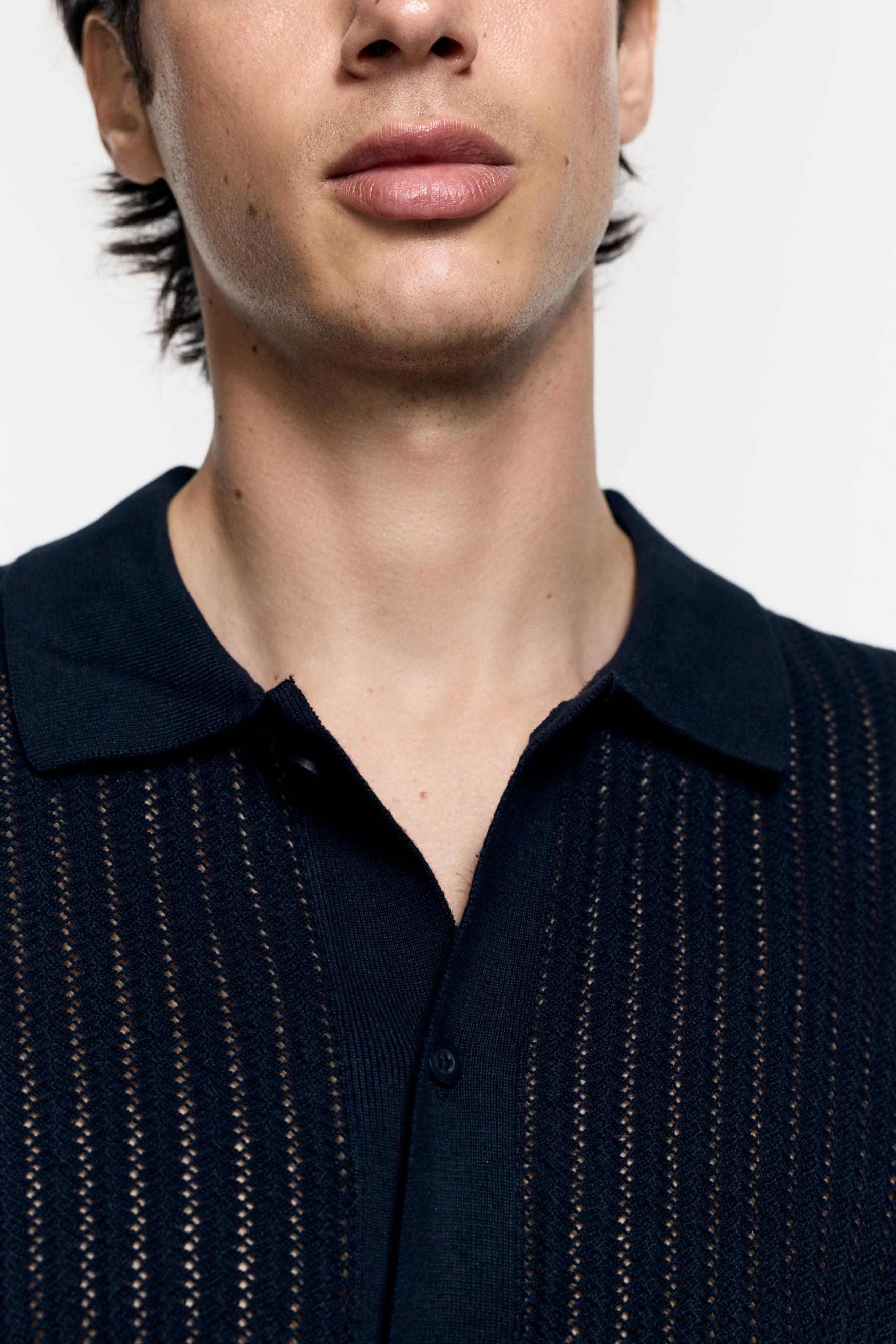 Cutwork knit polo shirt — NAVY