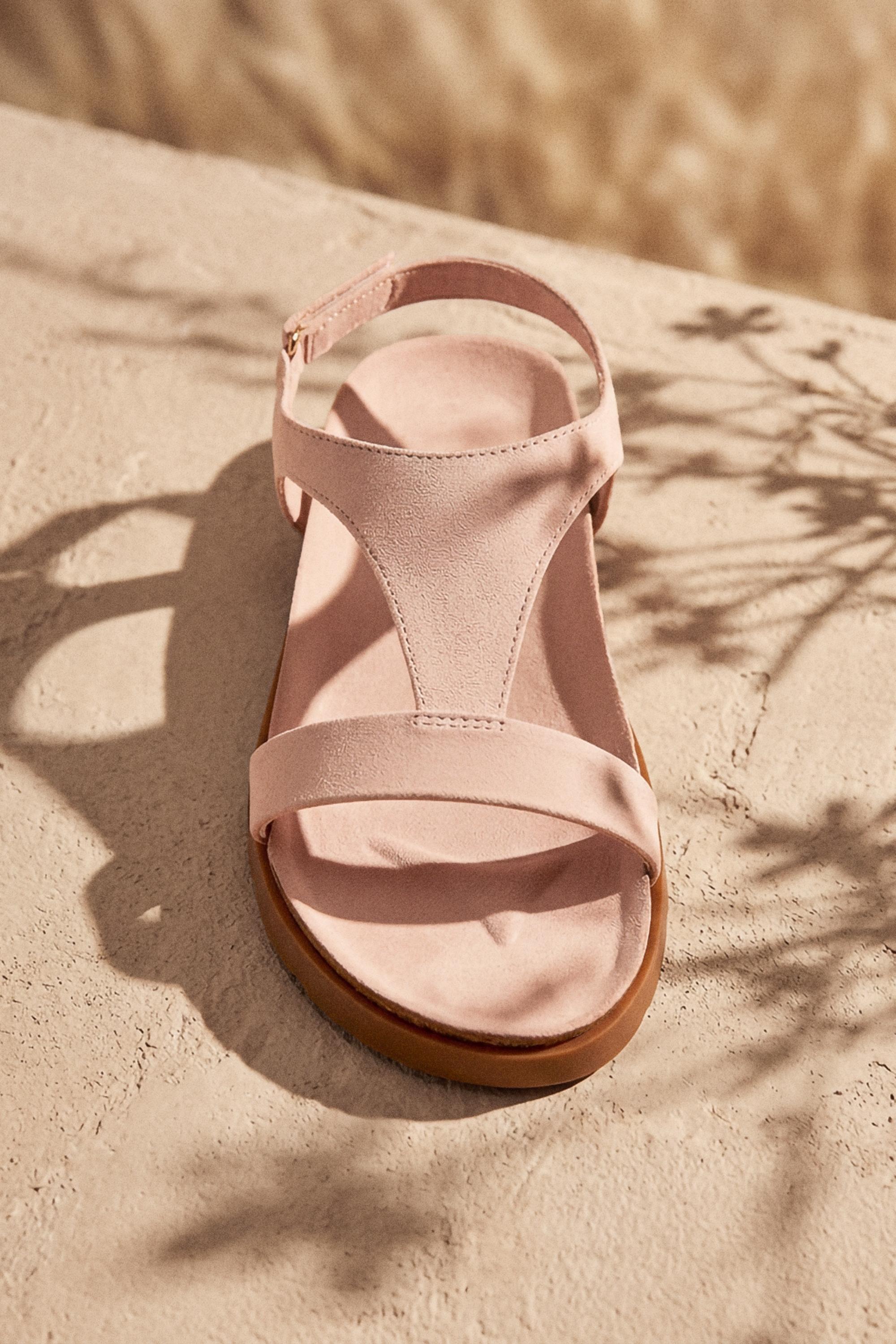 COMFORT SANDAL — PALE PINK