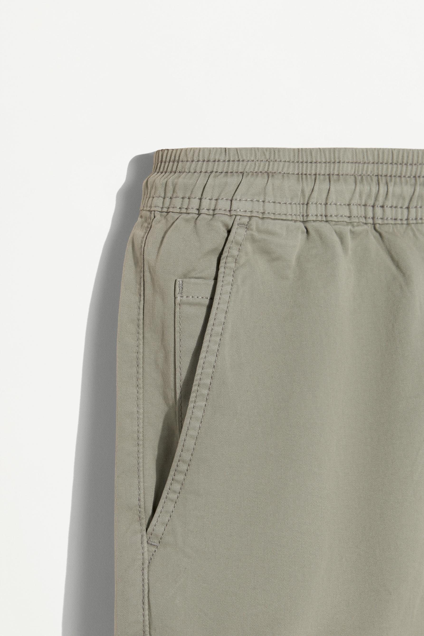 Jogger Bermuda shorts — KHAKI