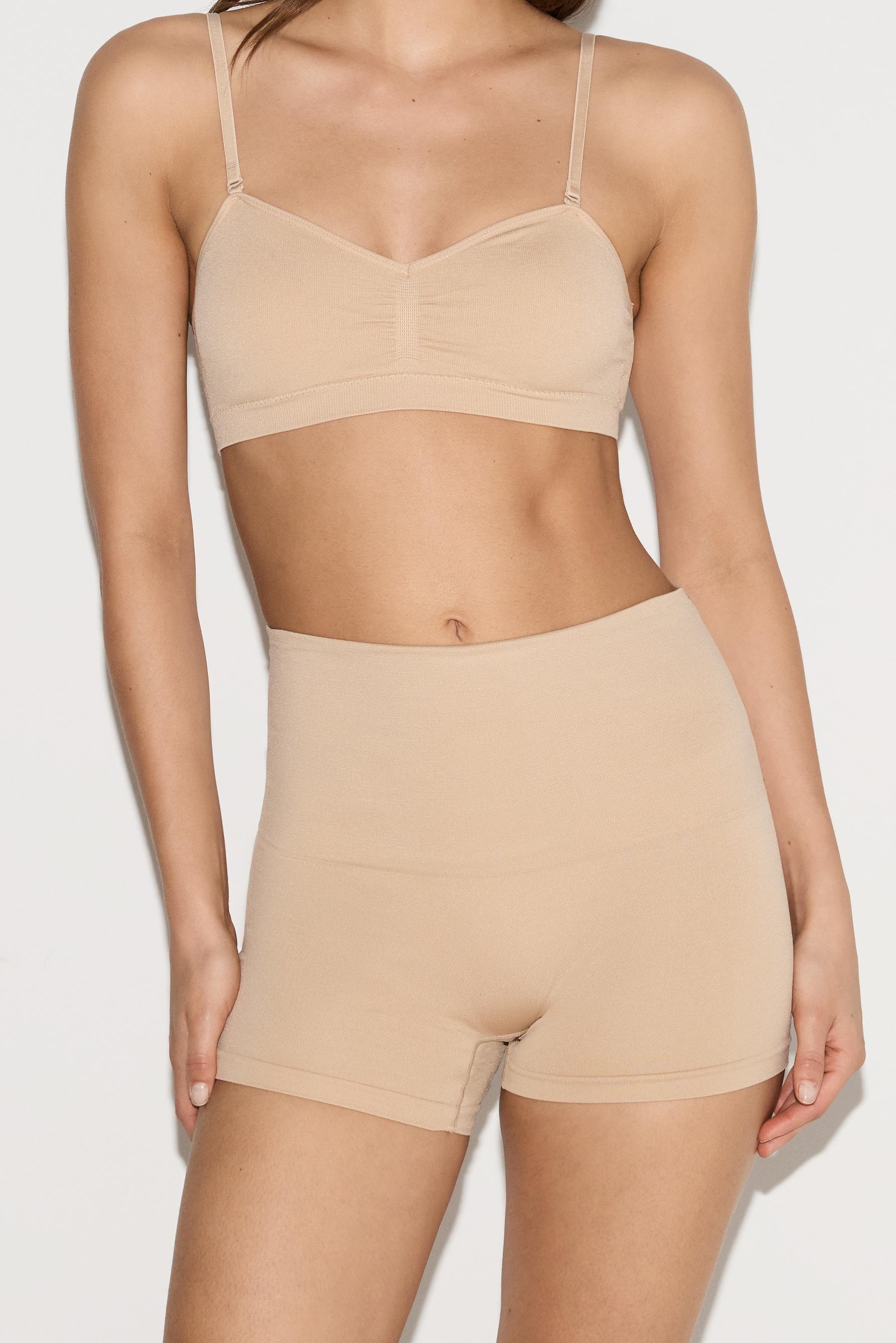 Seamless shapewear shorts — ECRU