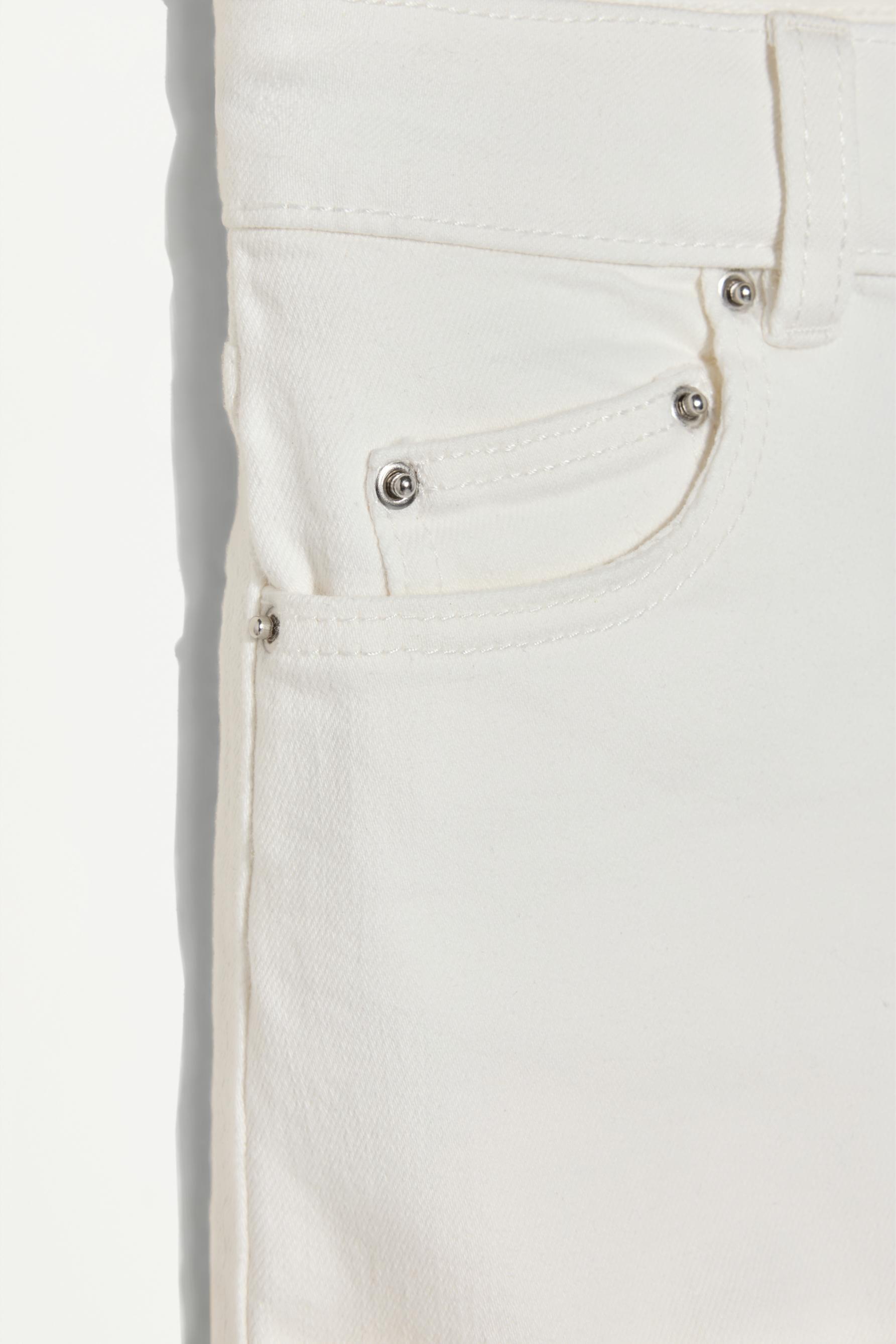 Stretch denim shorts — ECRU