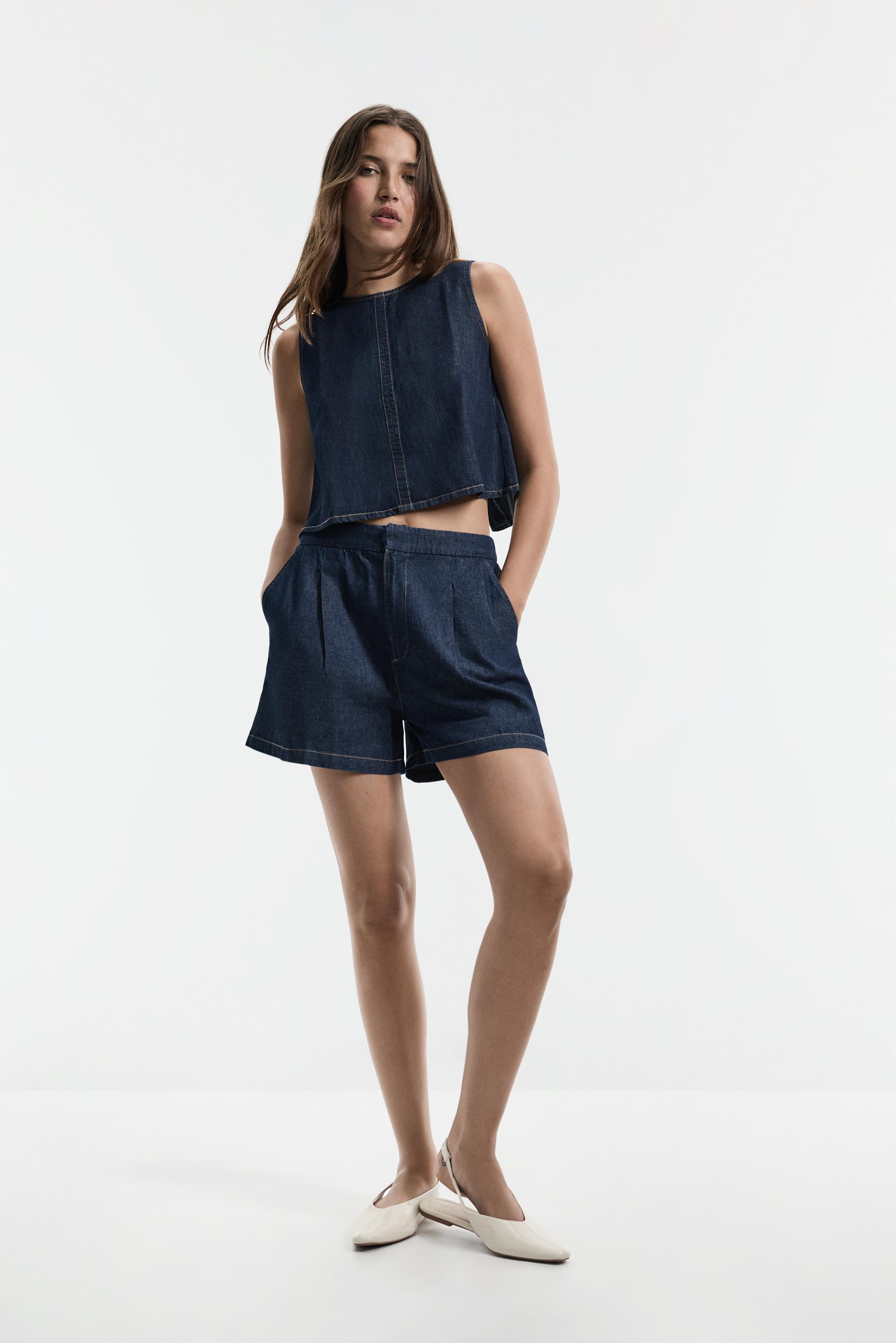 Denim shorts — NAVY