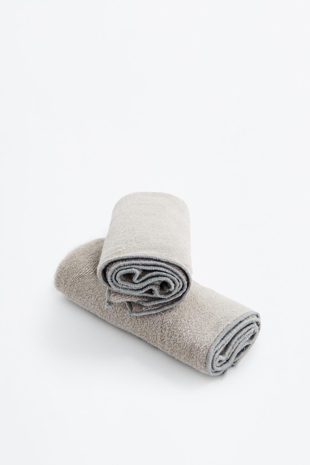 2-pack of terry towels