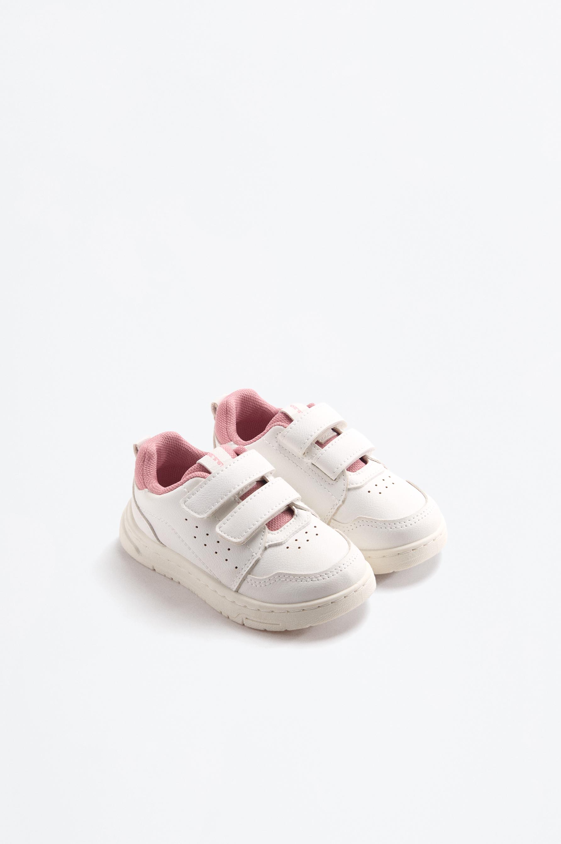 Minimalist athletic shoe — WHITE