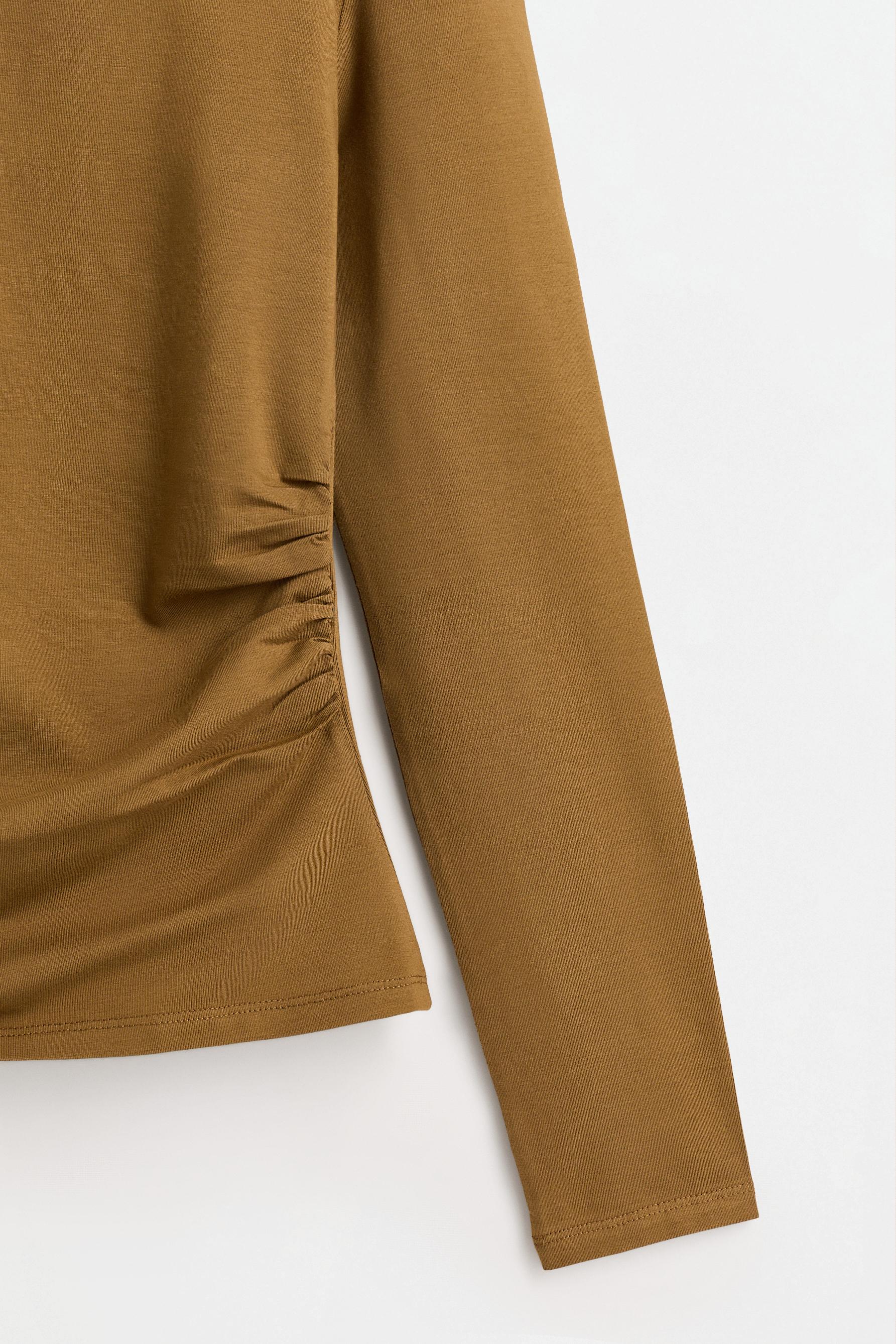 Ruched T-shirt — GREENISH