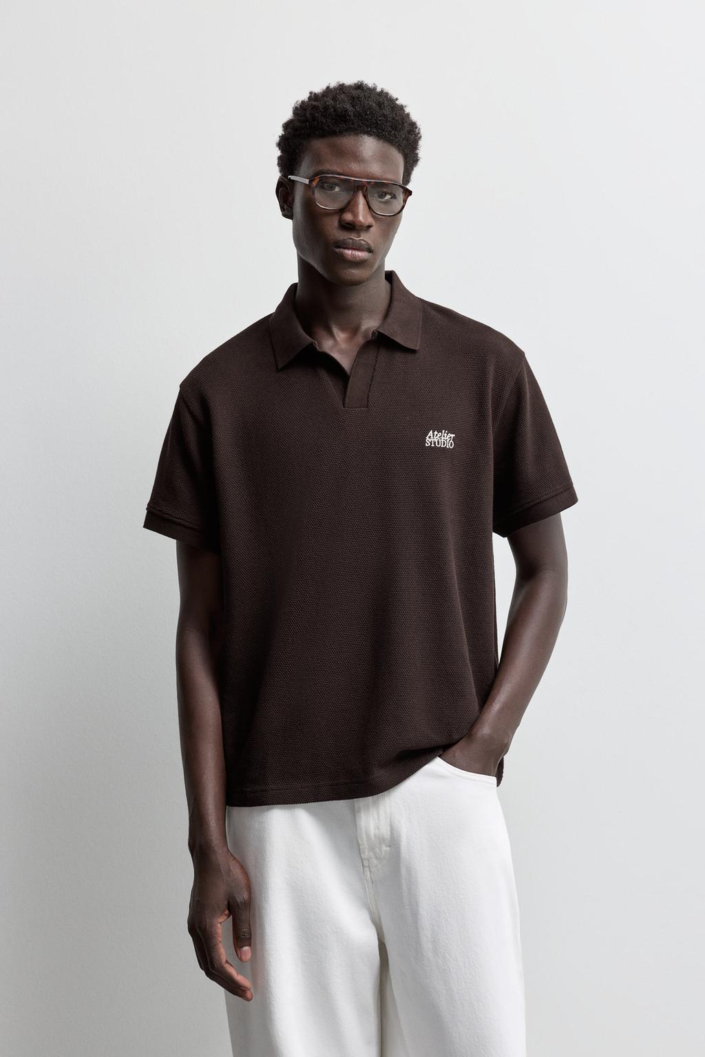 Textured embroidered polo shirt