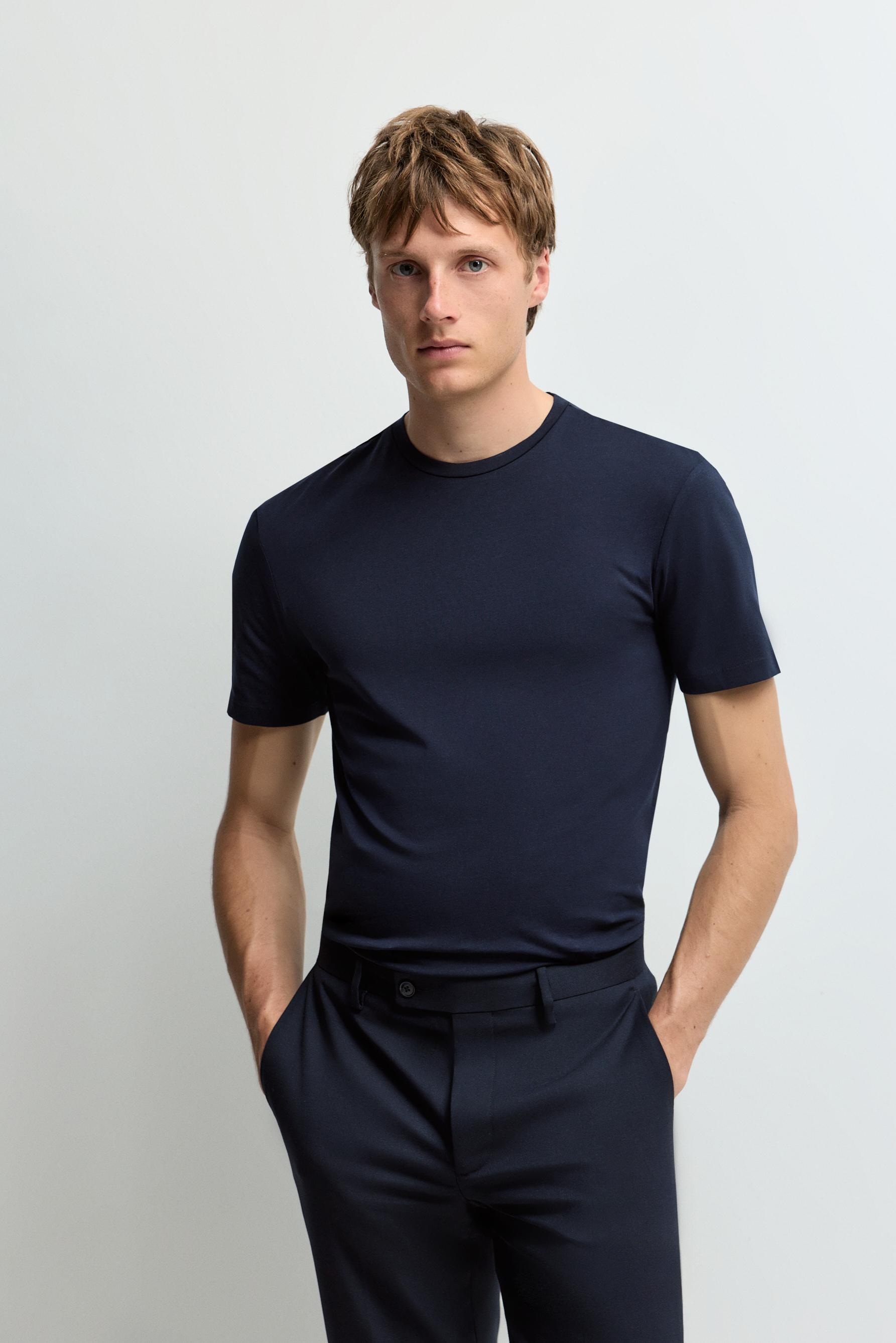 Soft slim fit T-shirt — NAVY