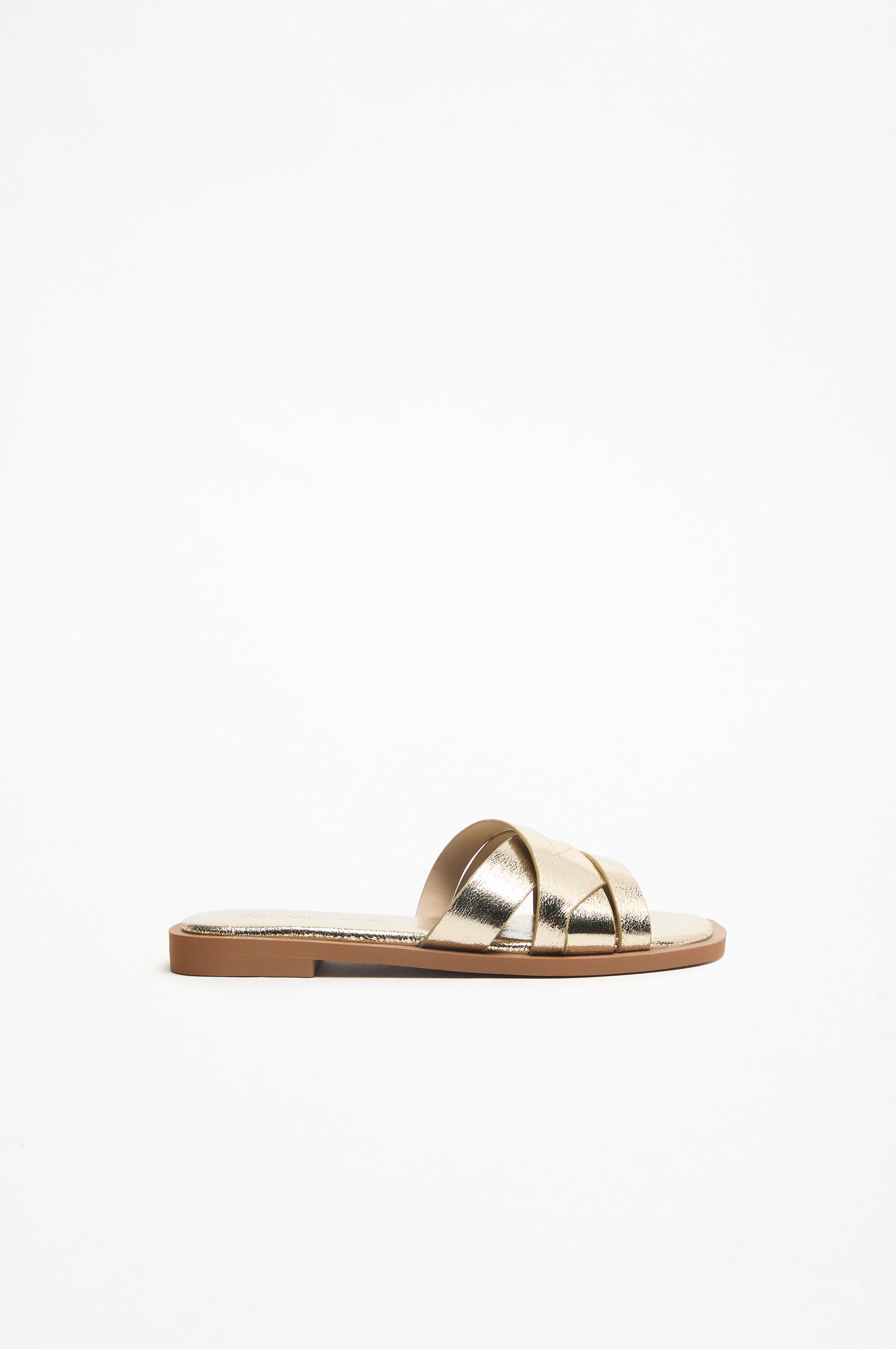 Braided sandals — GOLD