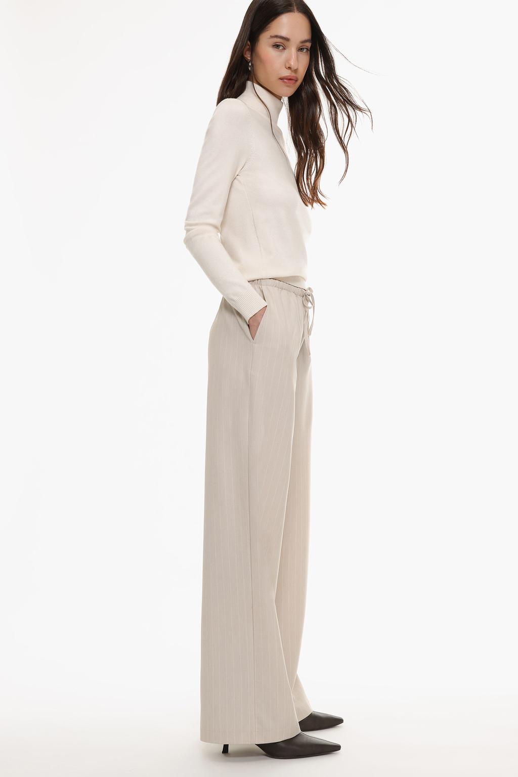 Straight fit trousers