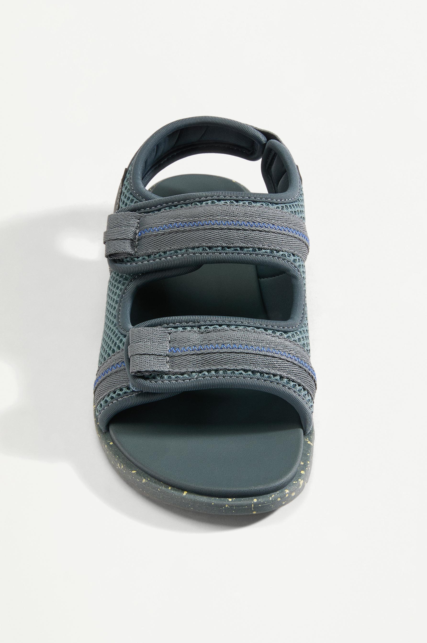 Kids' adventure barefoot sandals — GREY