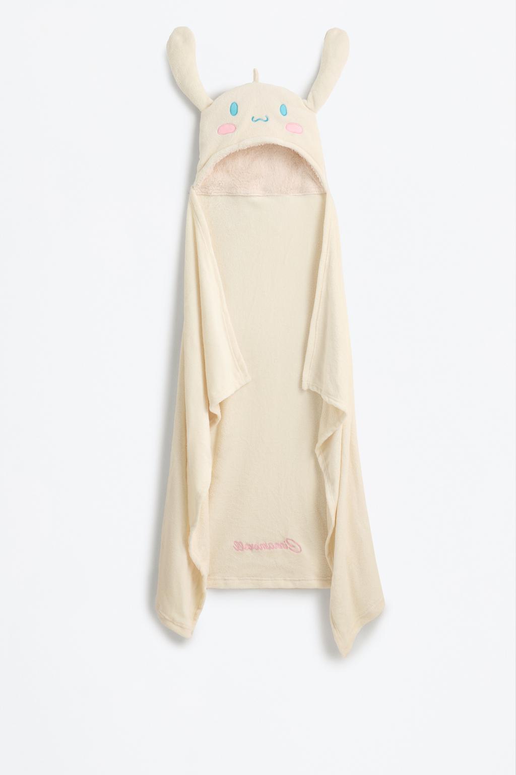 Cinnamoroll Hello Kitty ©SANRIO blanket cape