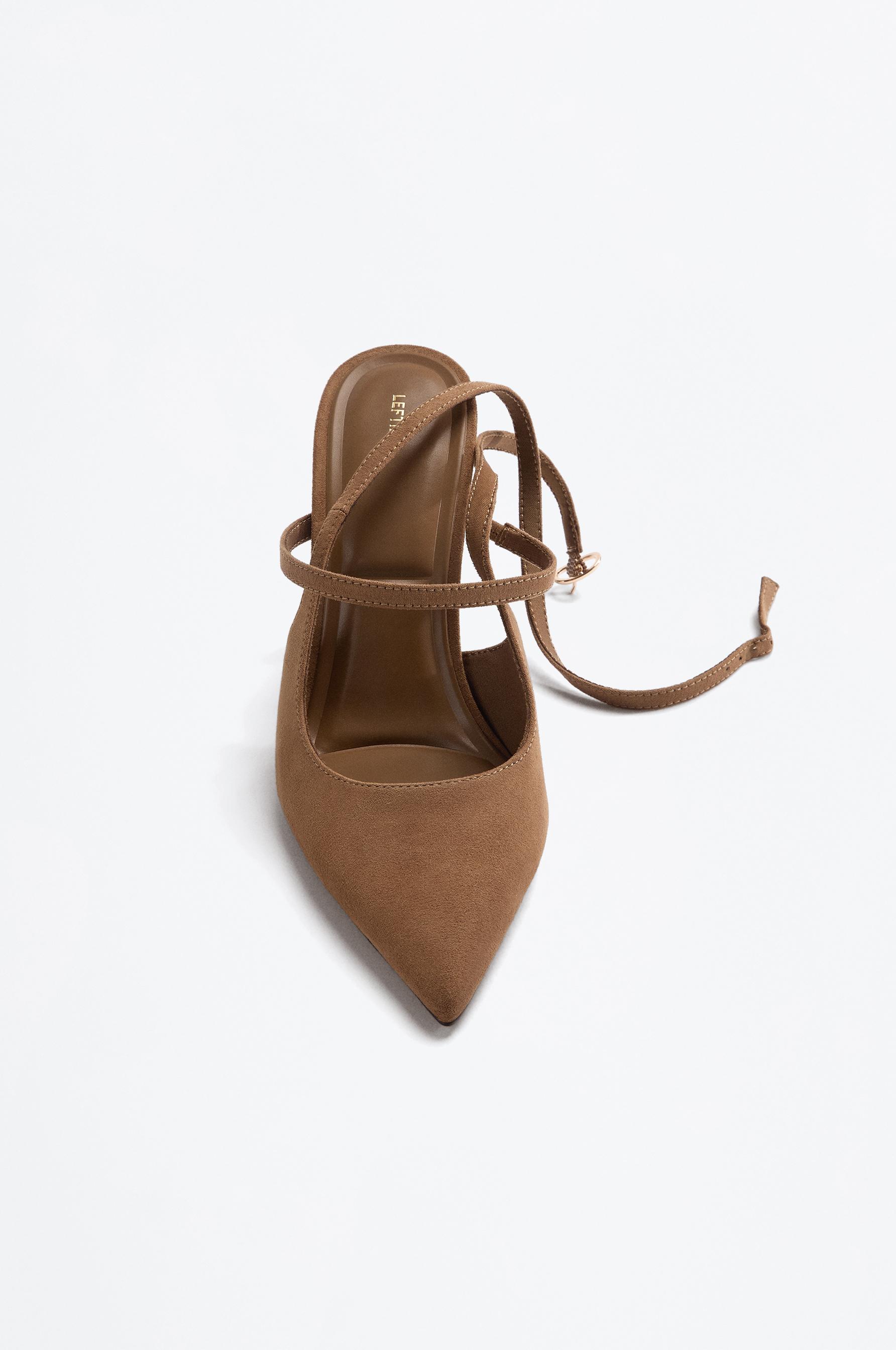 Stiletto heel shoe — LEATHER