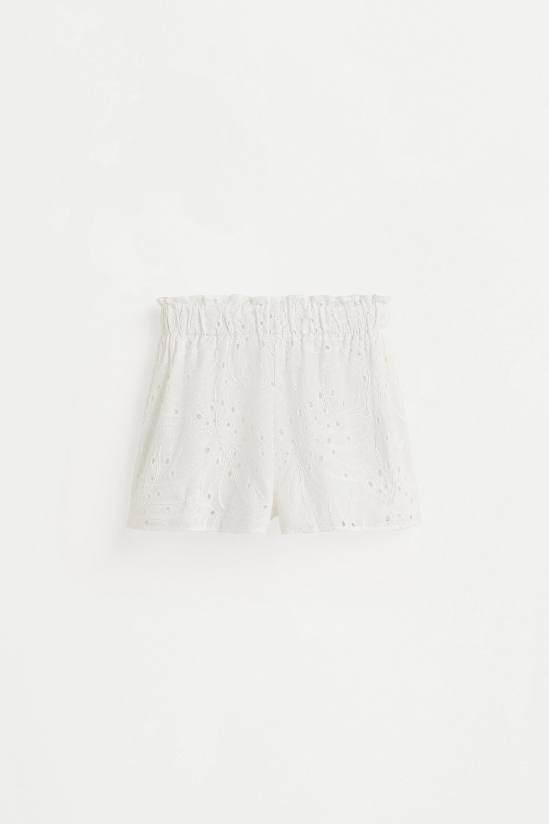 Swiss embroidery shorts — WHITE