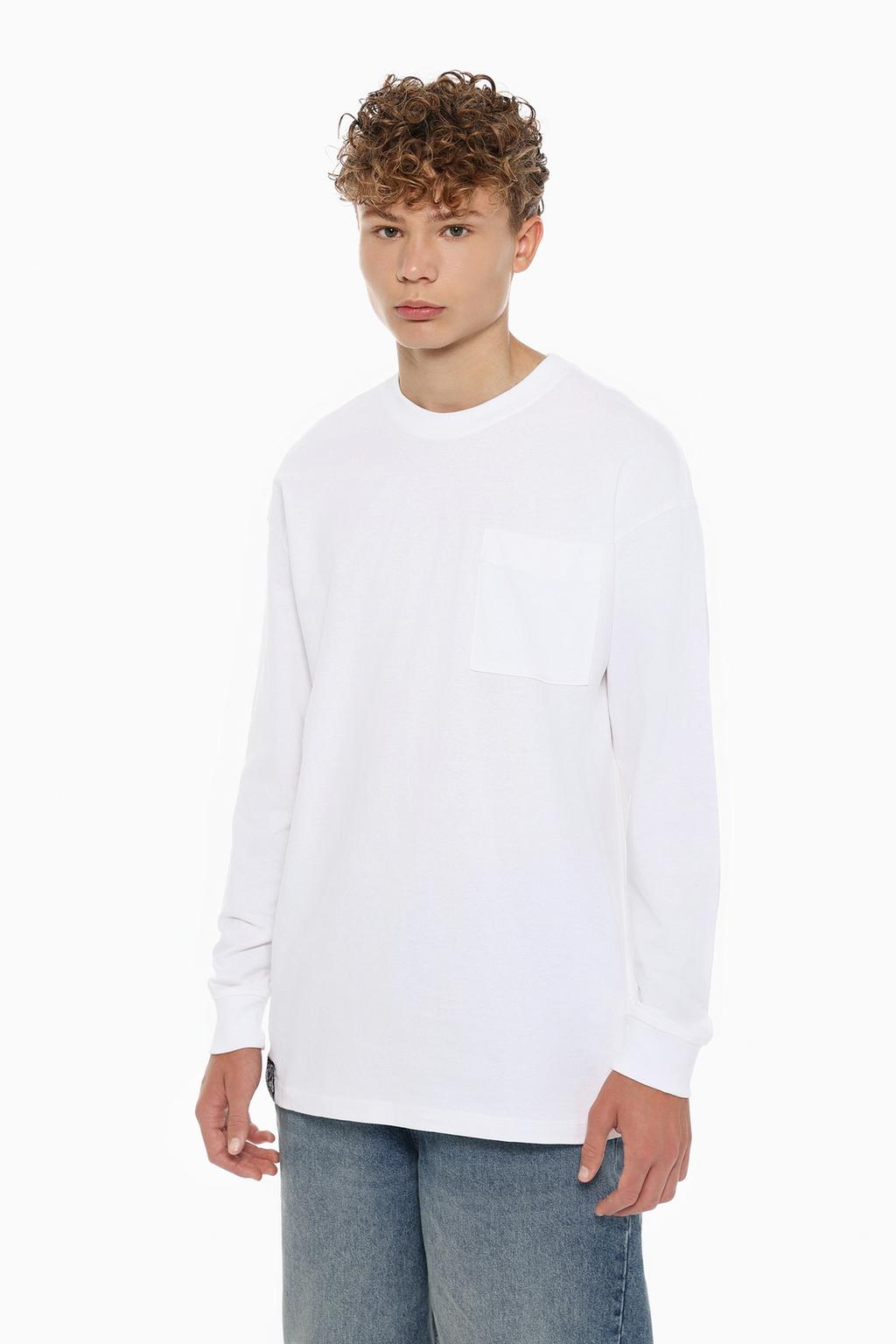 Basic T-shirt with long sleeves