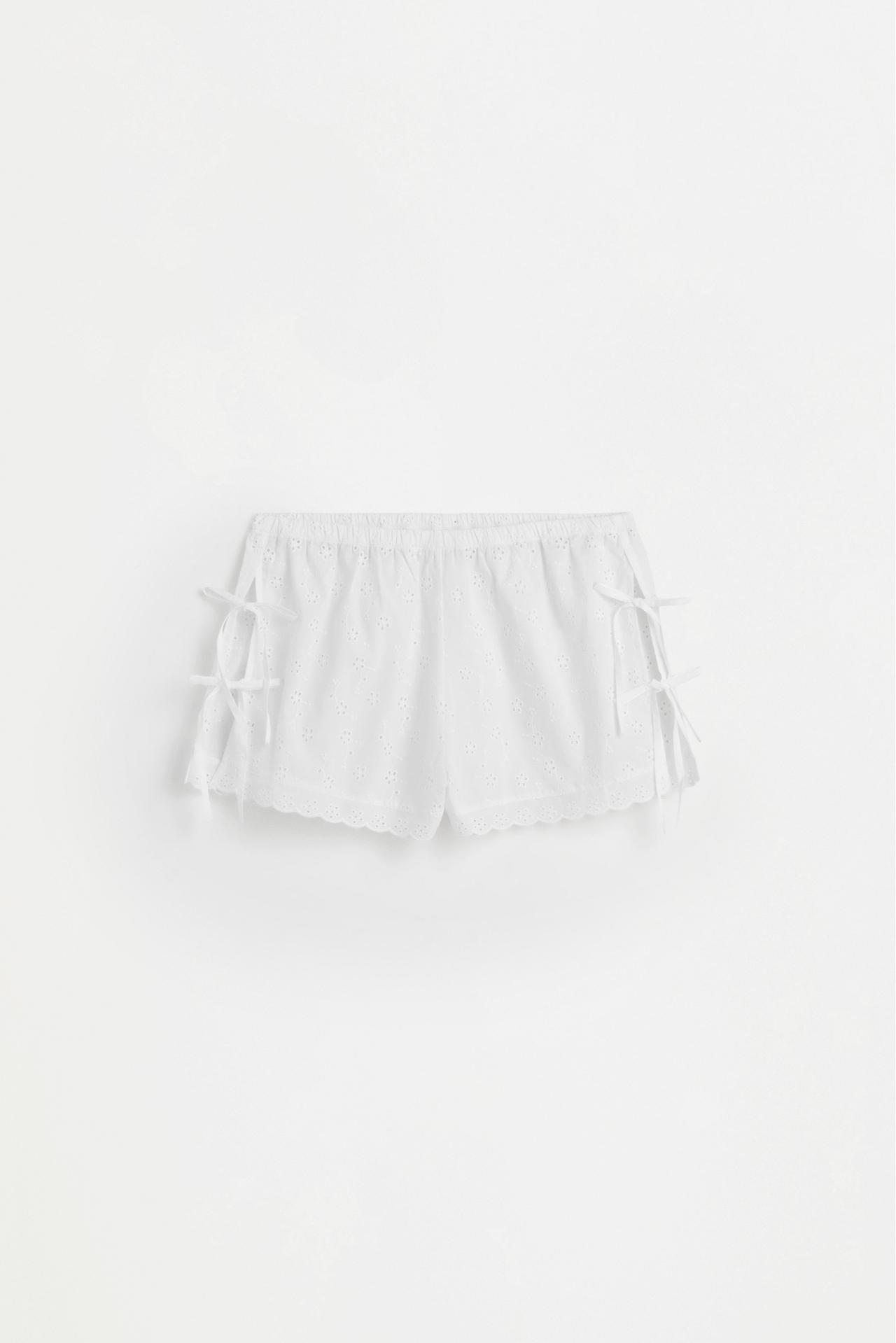 Swiss embroidery shorts — WHITE