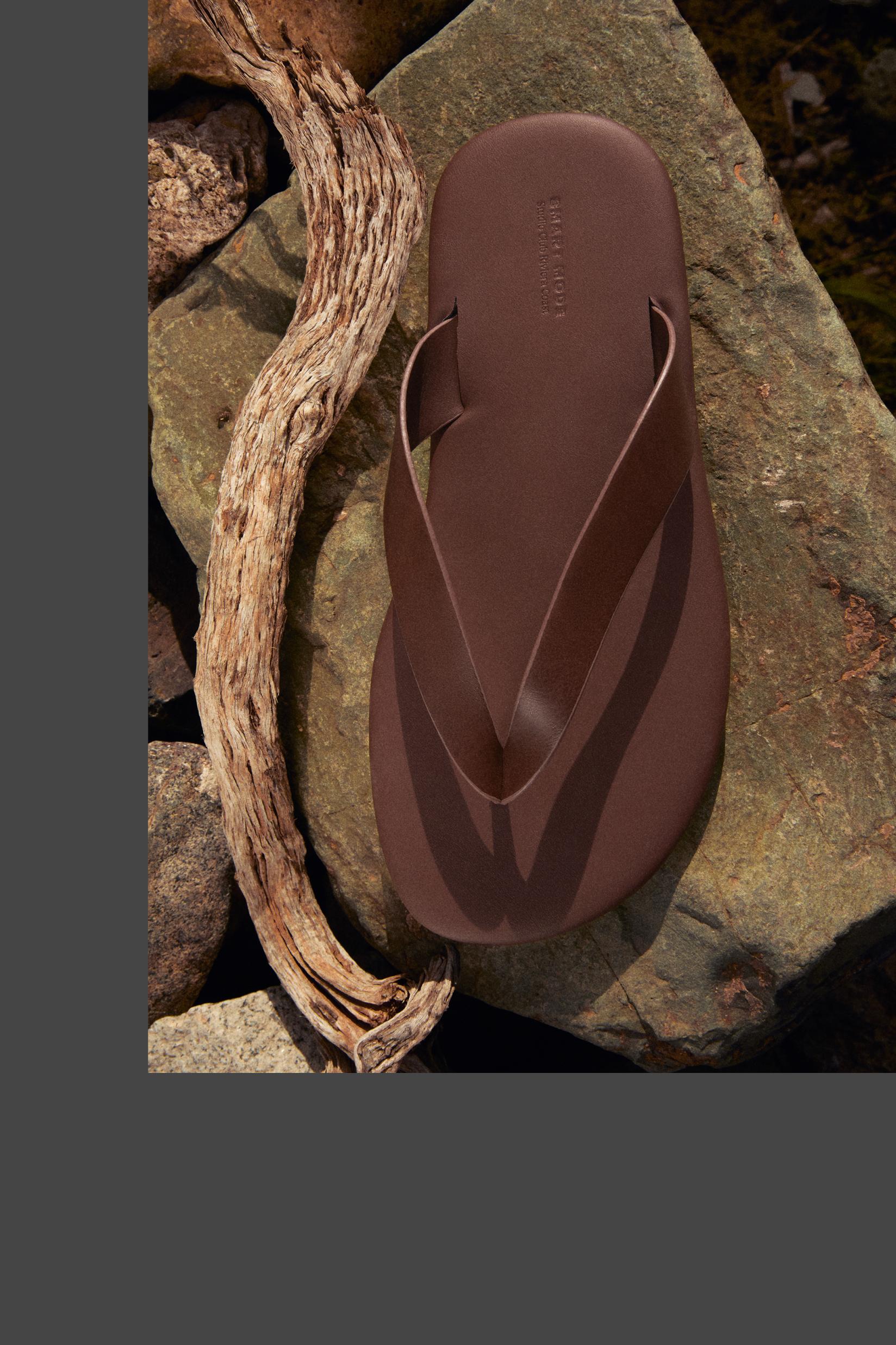 Strap sandals — BROWN