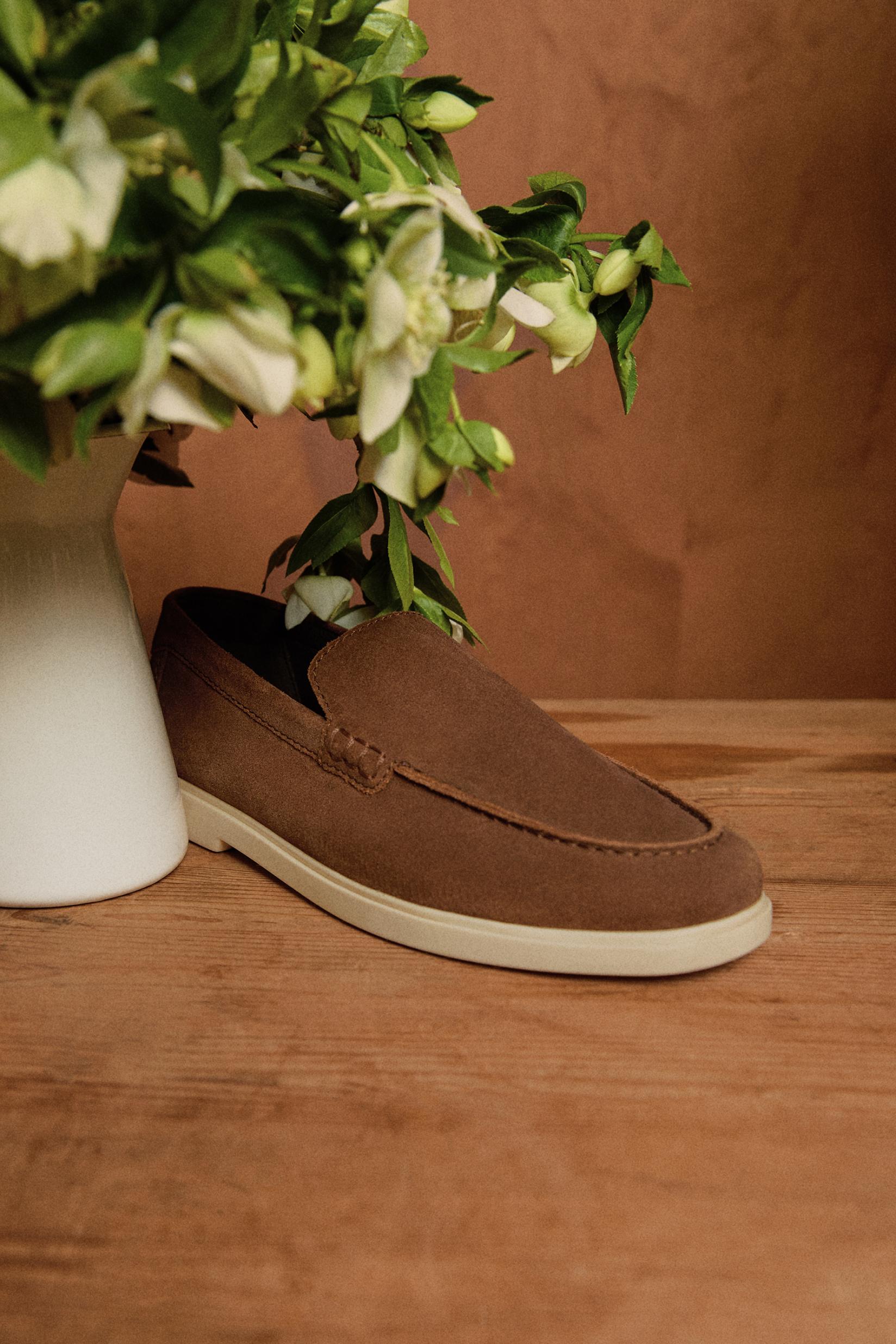 Casual leather loafers — BROWN
