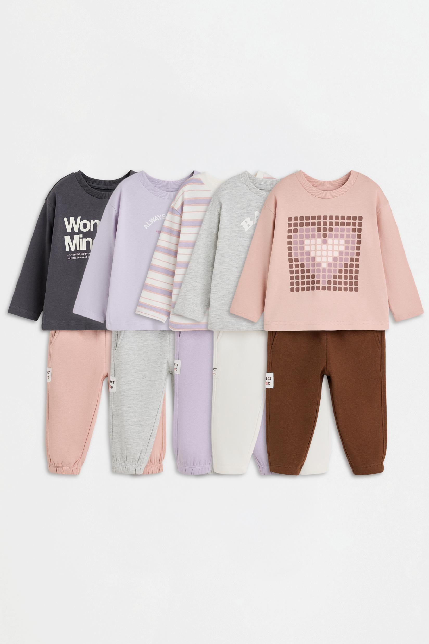 5-pack of mixed T-shirt and fleece jogger sets — PALE PINK