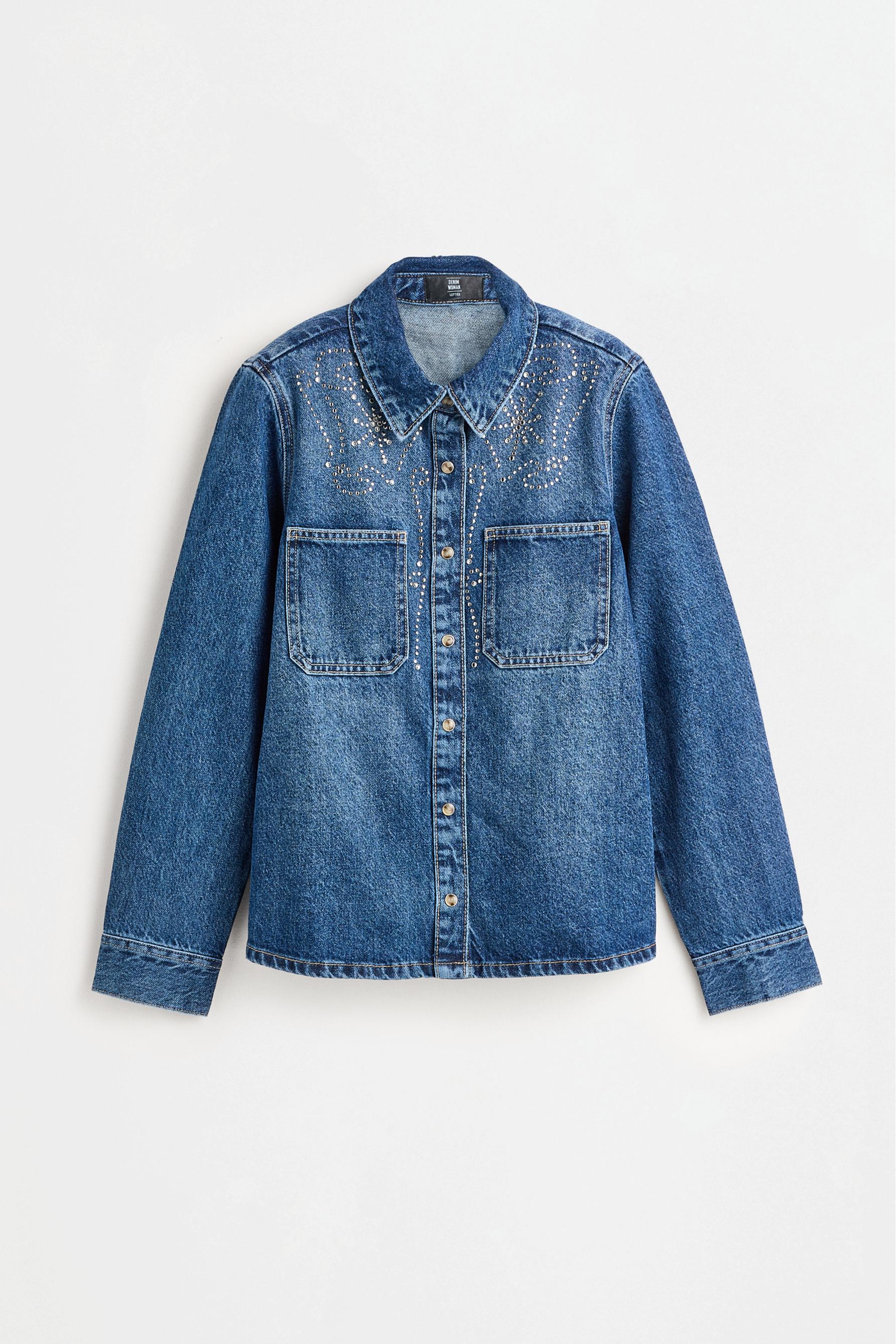 Camisa denim tachas