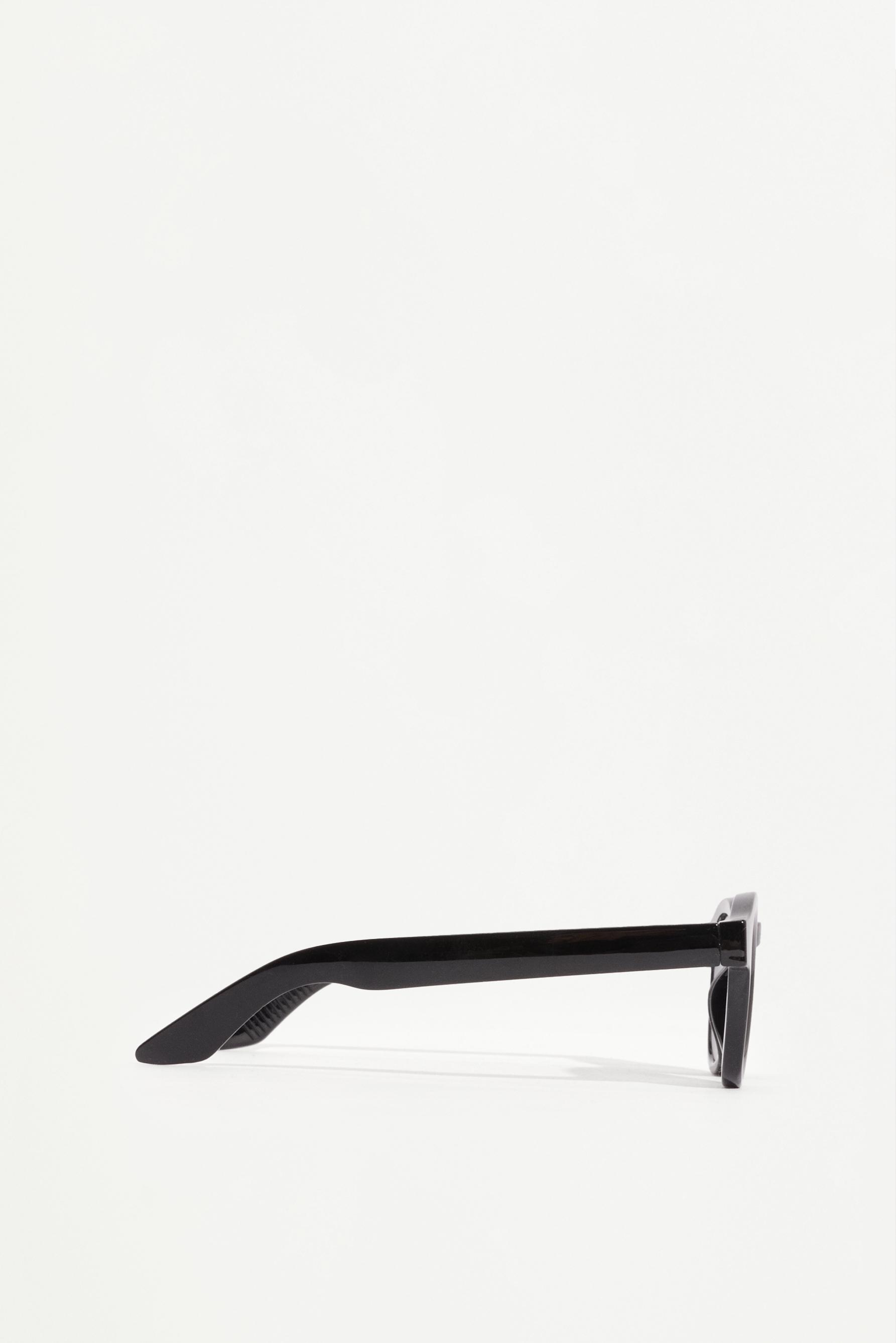 Basic glasses — BLACK