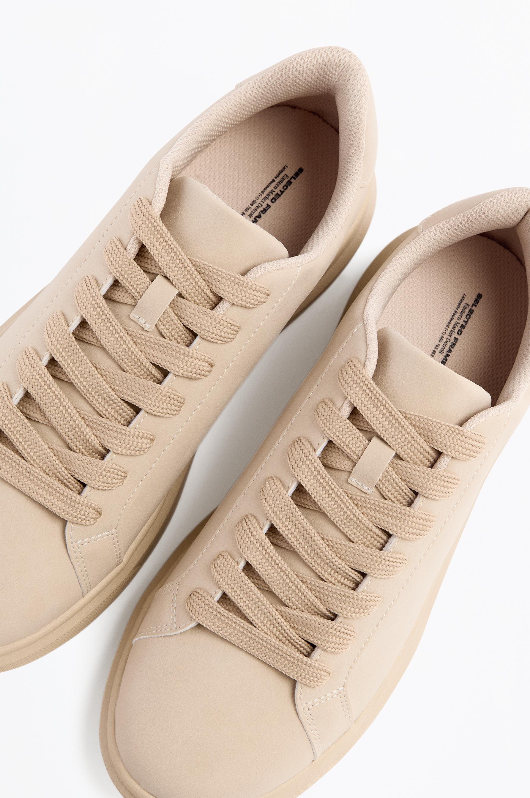Voluminous casual sneaker — BEIGE