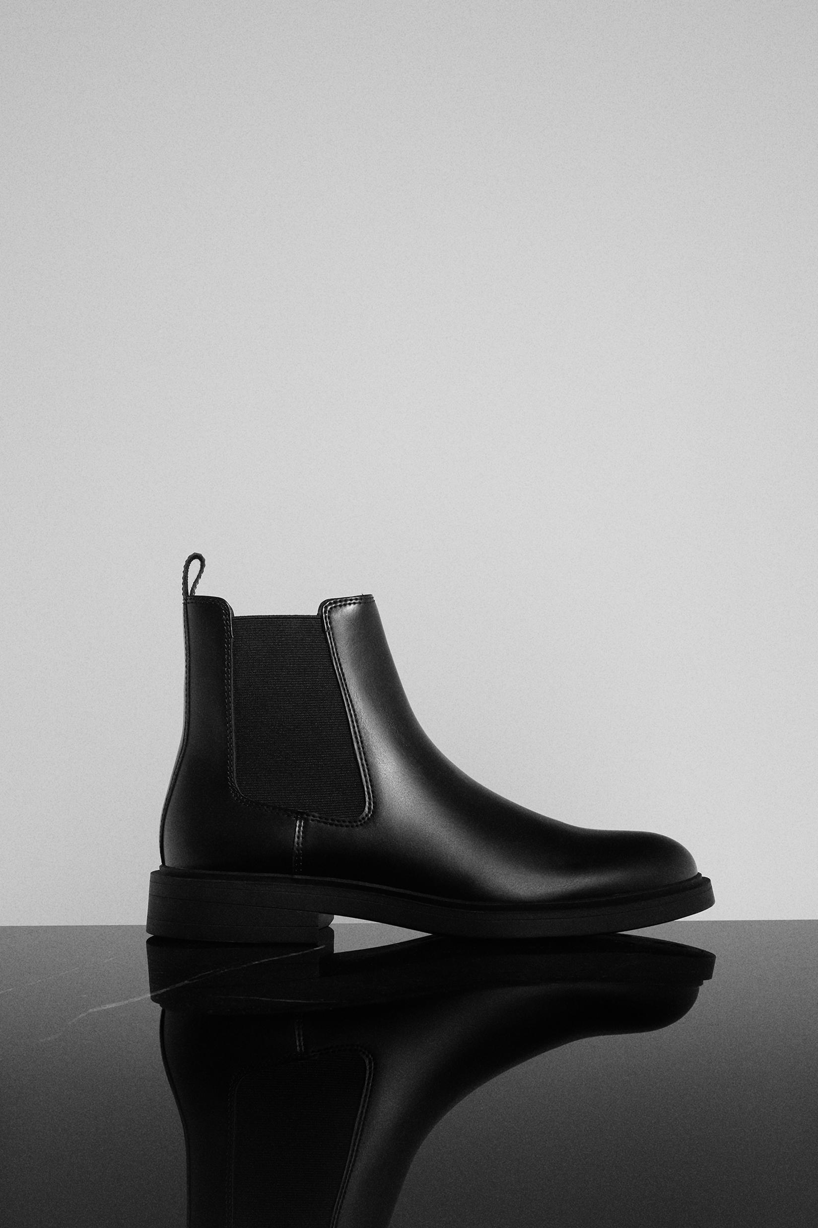 Chelsea boots — BLACK