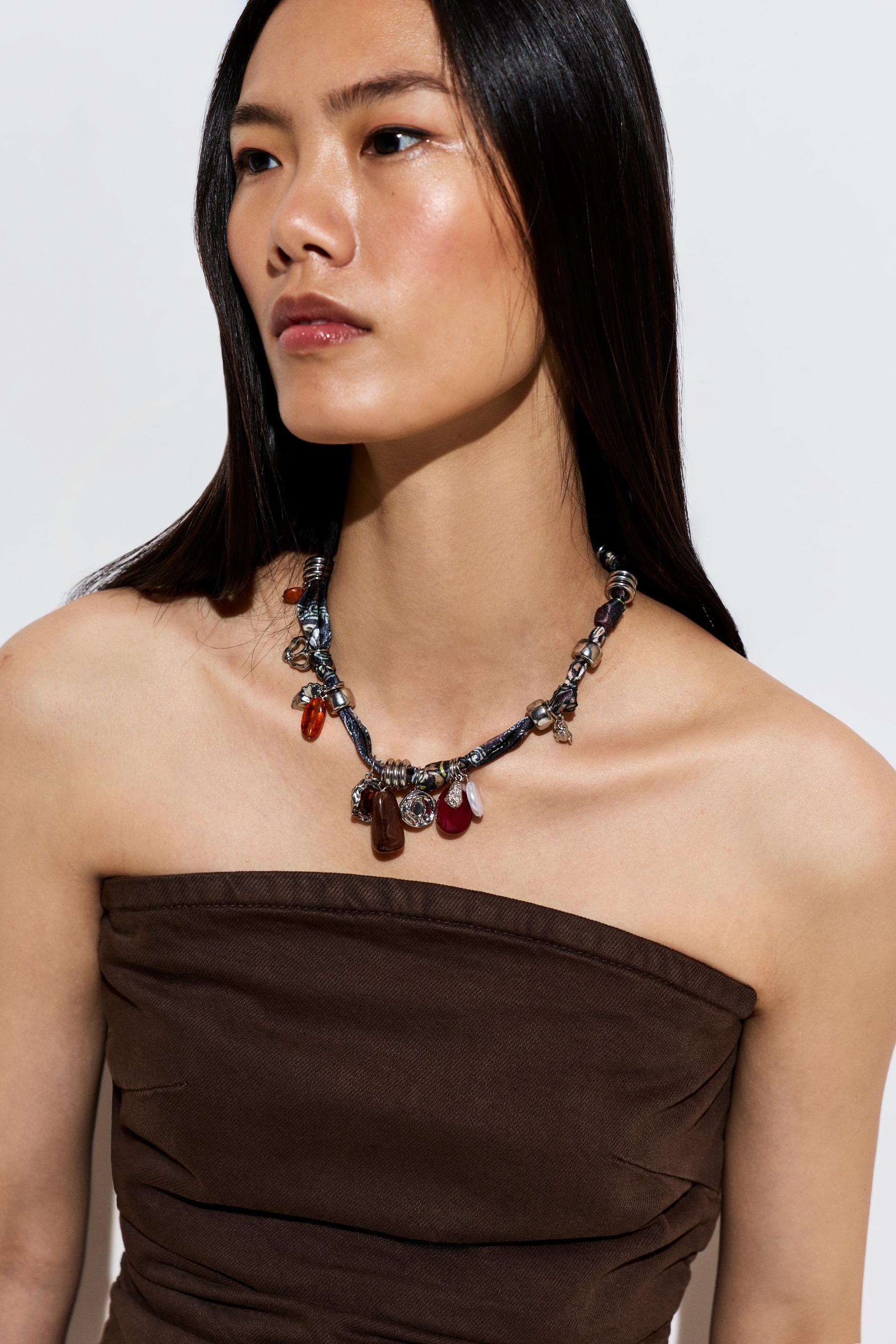 Charm necklace — SILVER