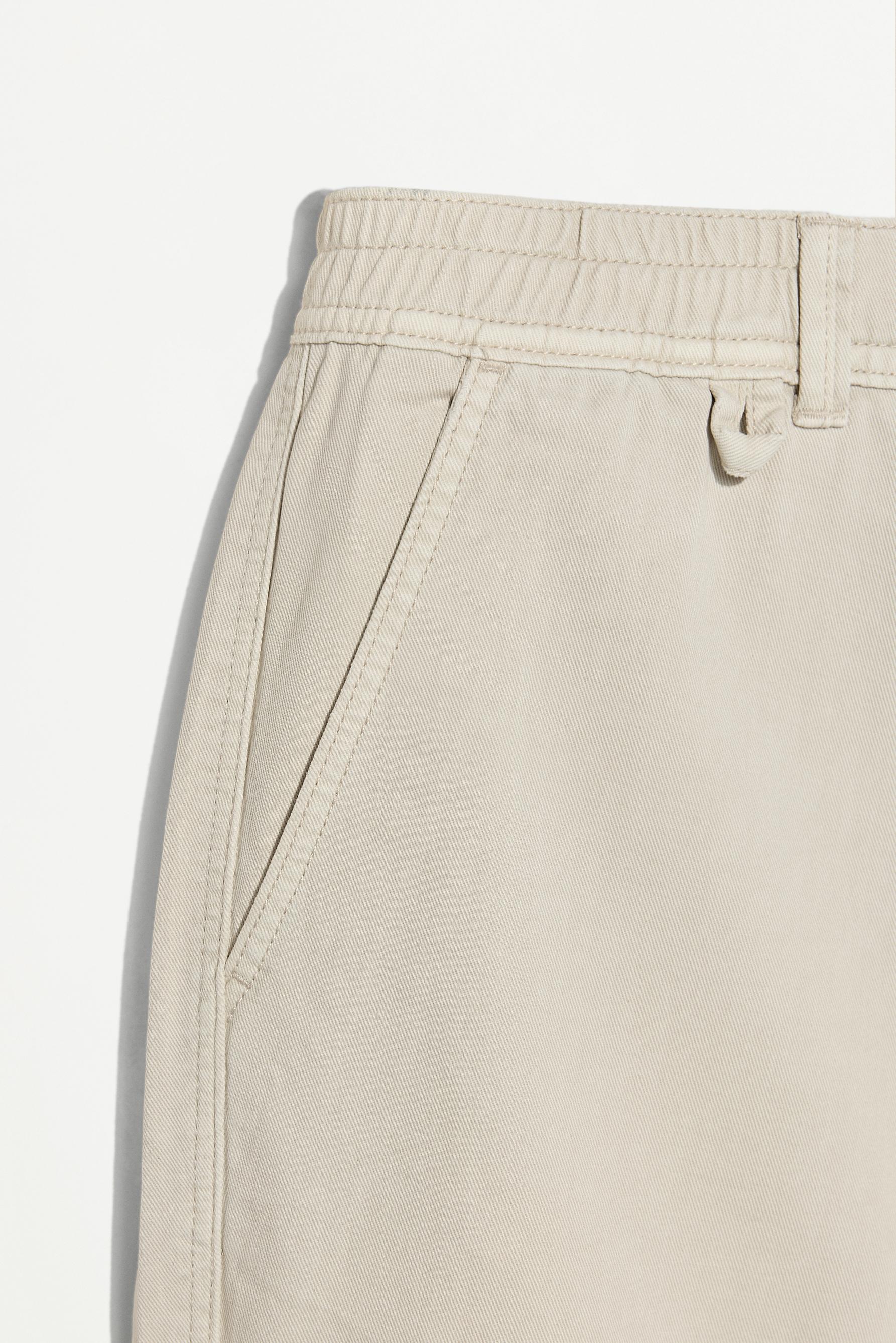 Slim fit Bermuda shorts — ECRU