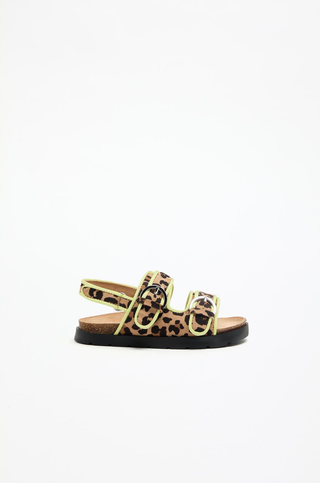 Sandalia confort animal print