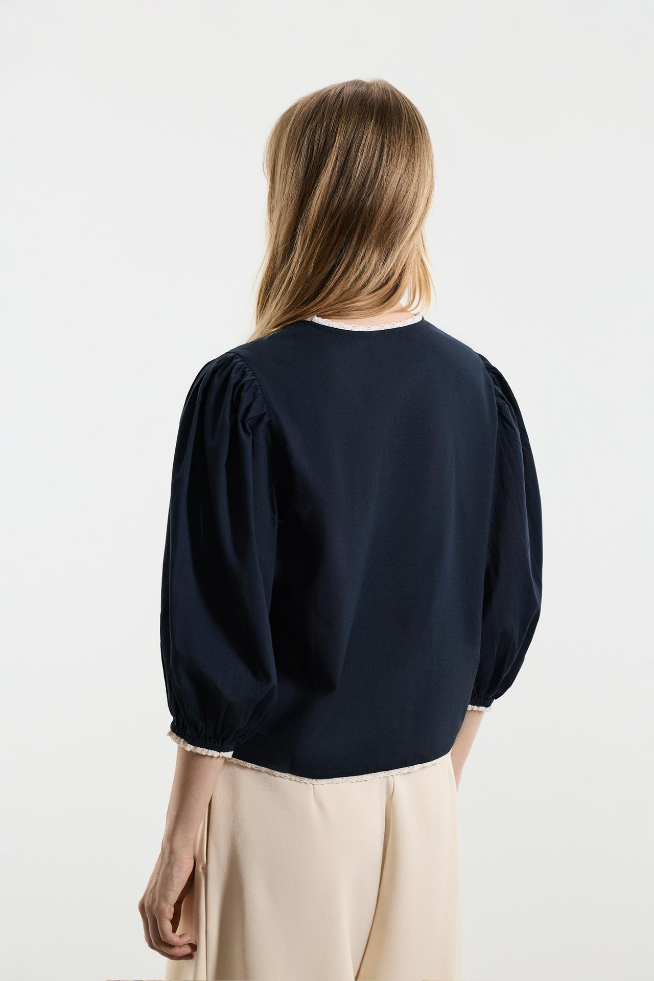 Embroidered shirt — NAVY