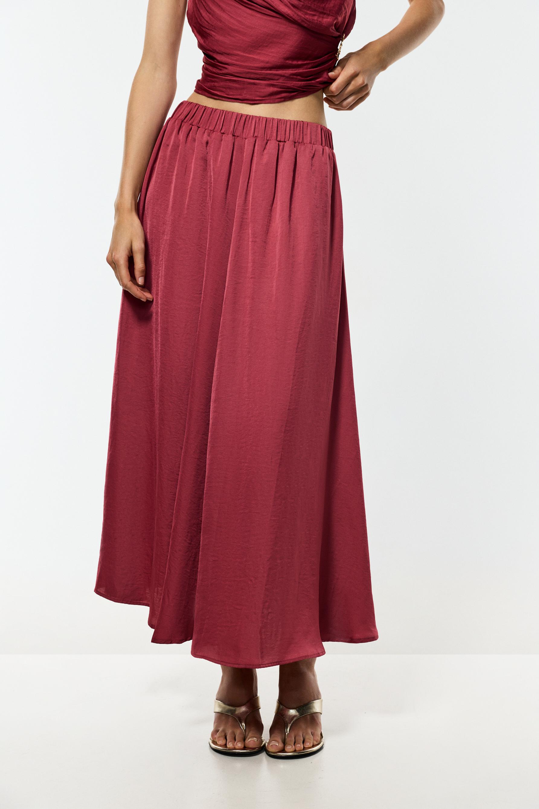Textured satin midi skirt — MAROON