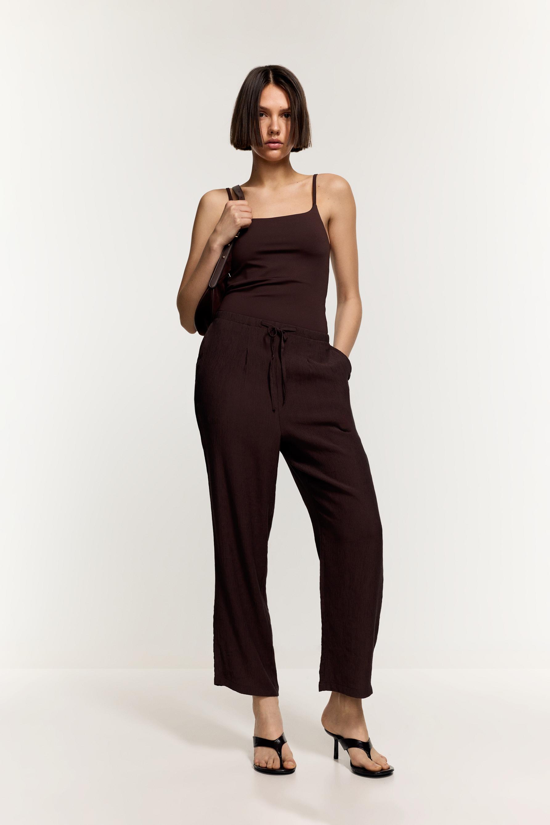 Pantalón jogger textura