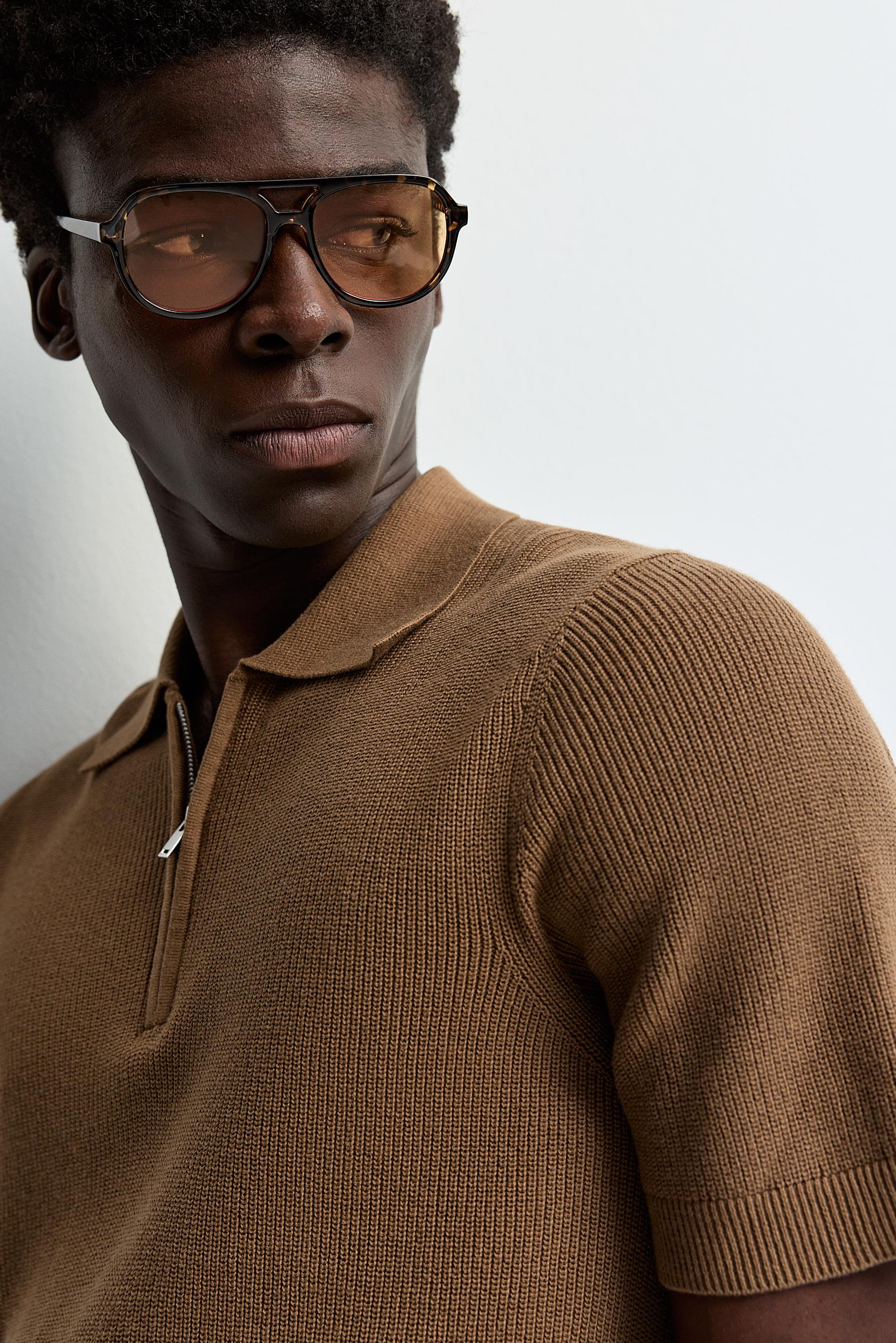 Zip-up knit polo — CAMEL