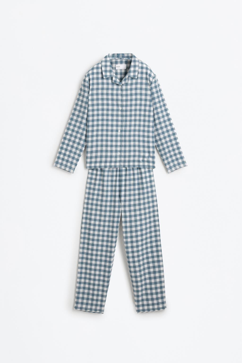Check flannel pyjamas