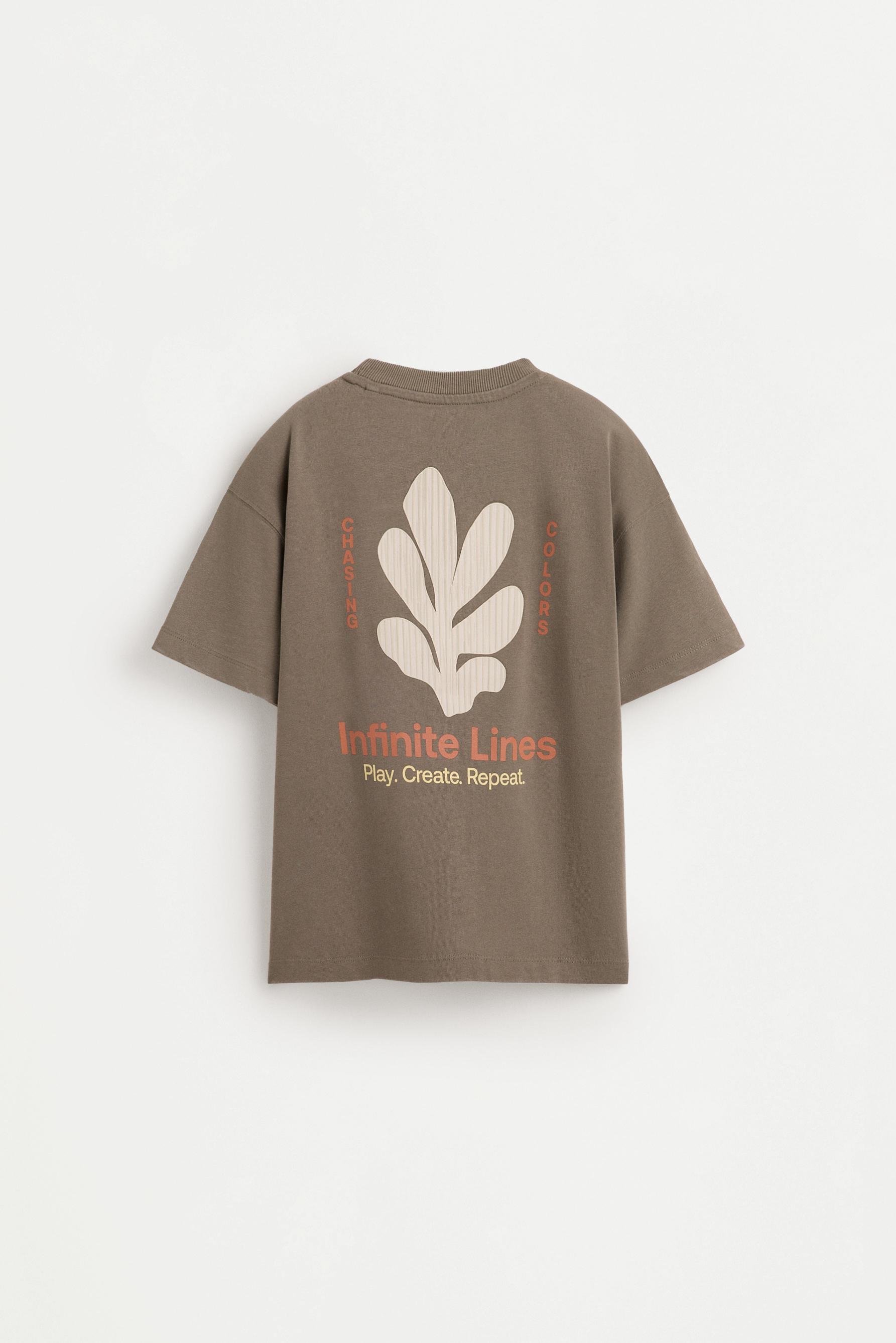 T-shirt with a maxi print on the back — PALE KHAKI