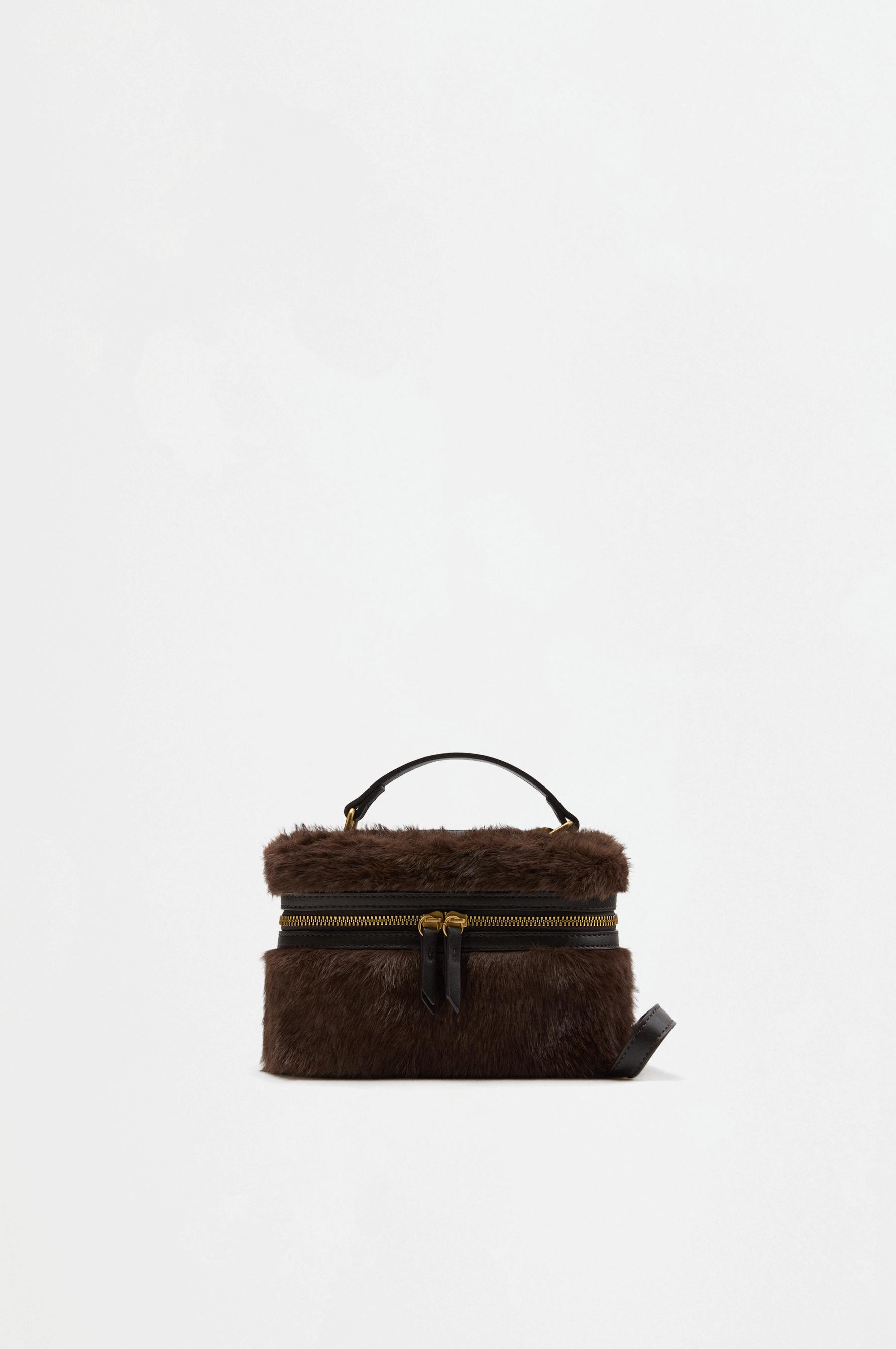 Bolso vanity efecto pelo
