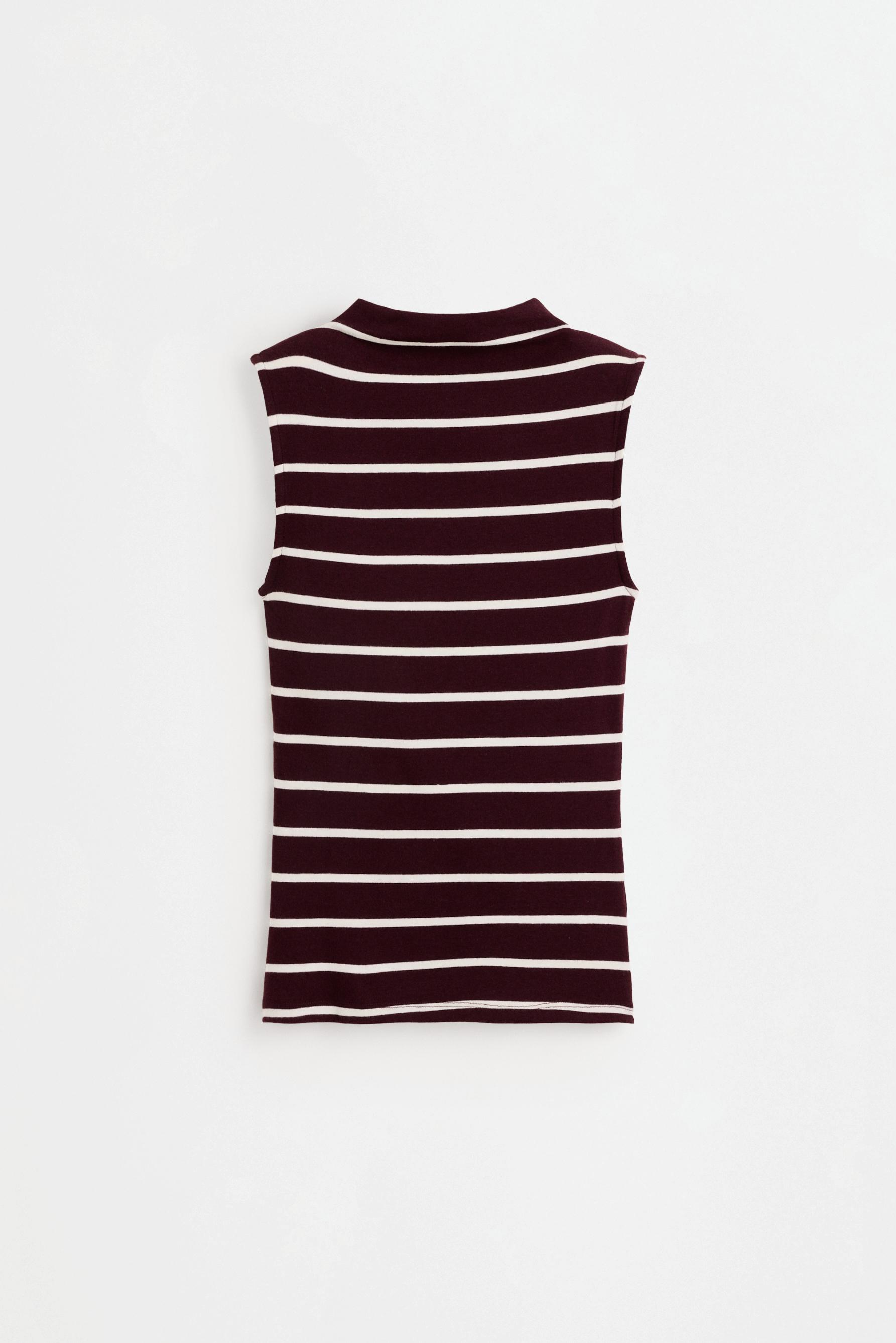 Camiseta cuello chimenea
