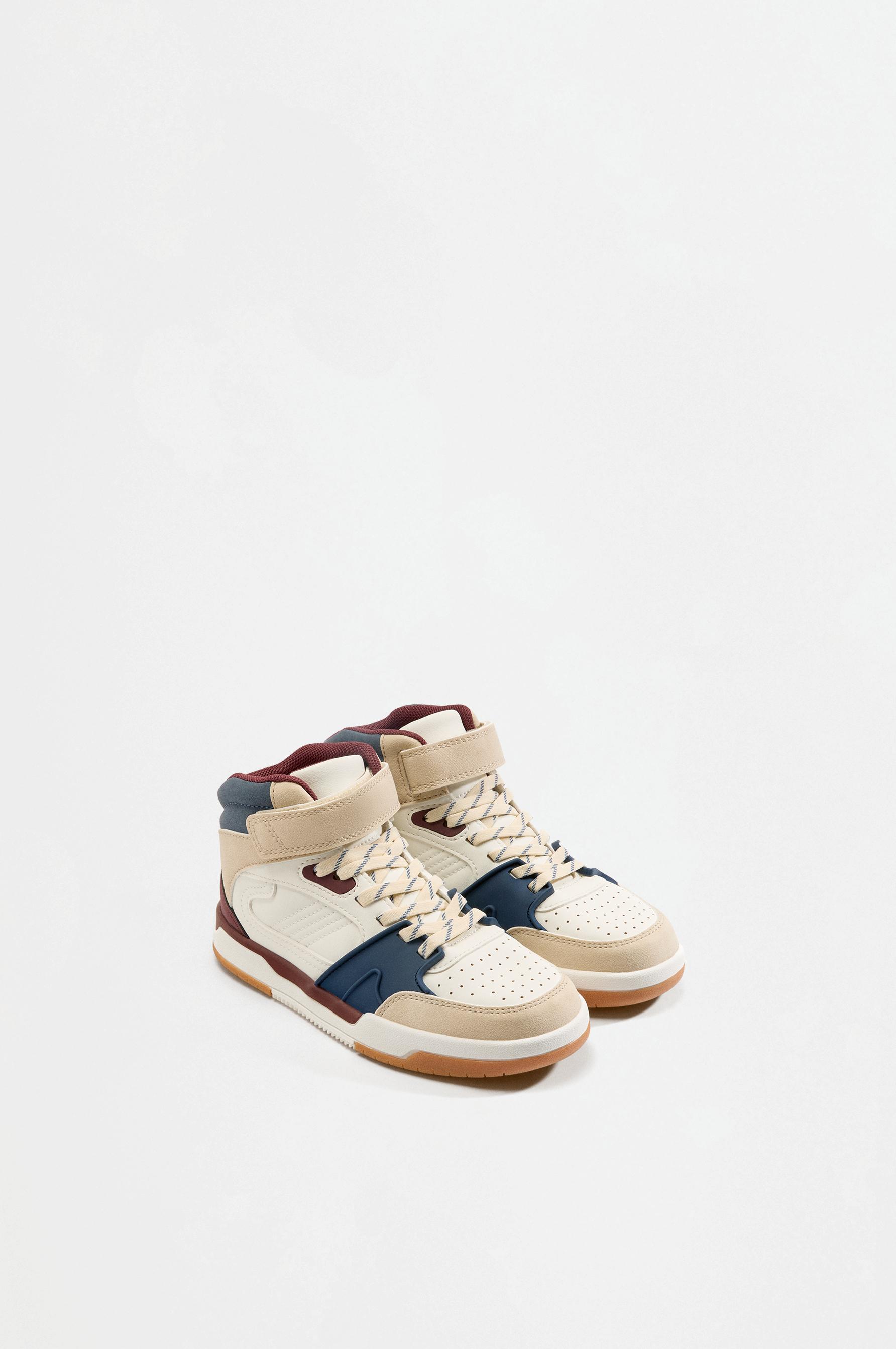 Basketball Sneaker — WHITE