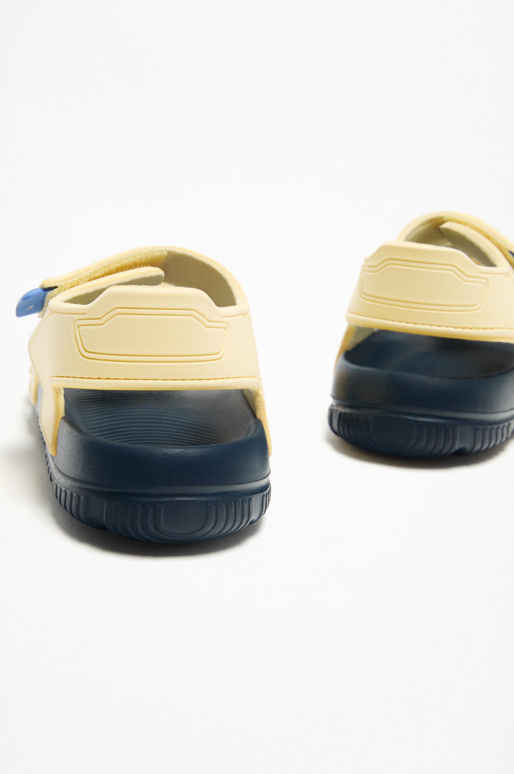 Kids' bath sandals — YELLOW