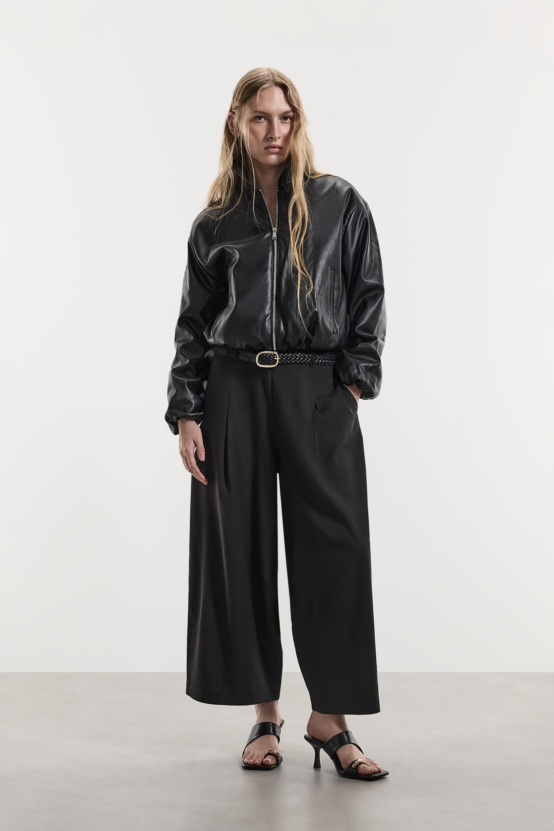 Barrel trousers with belt — BLACK