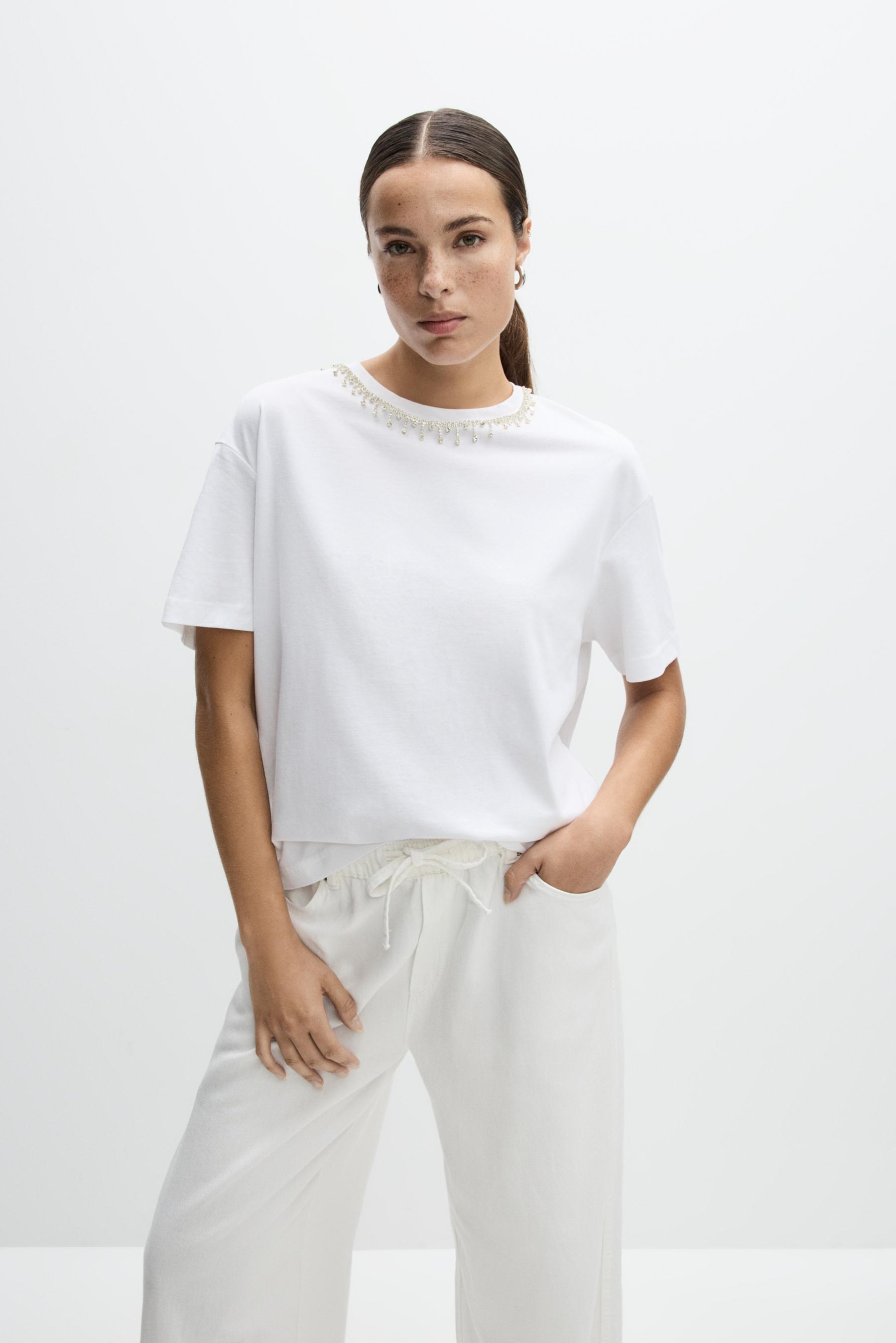 Camiseta cuello joya